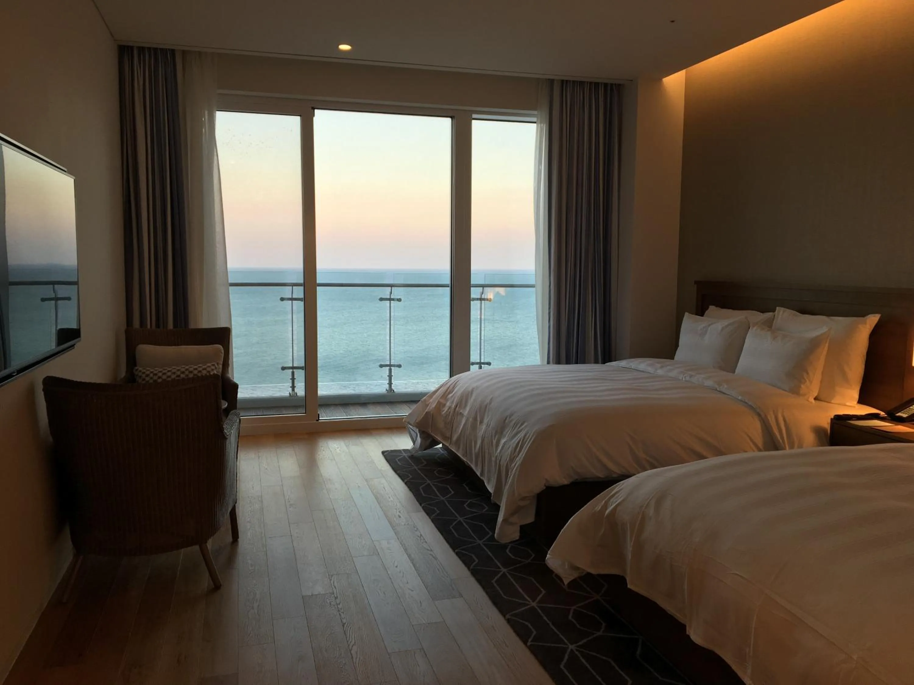 Bed in Lotte Resort Sokcho