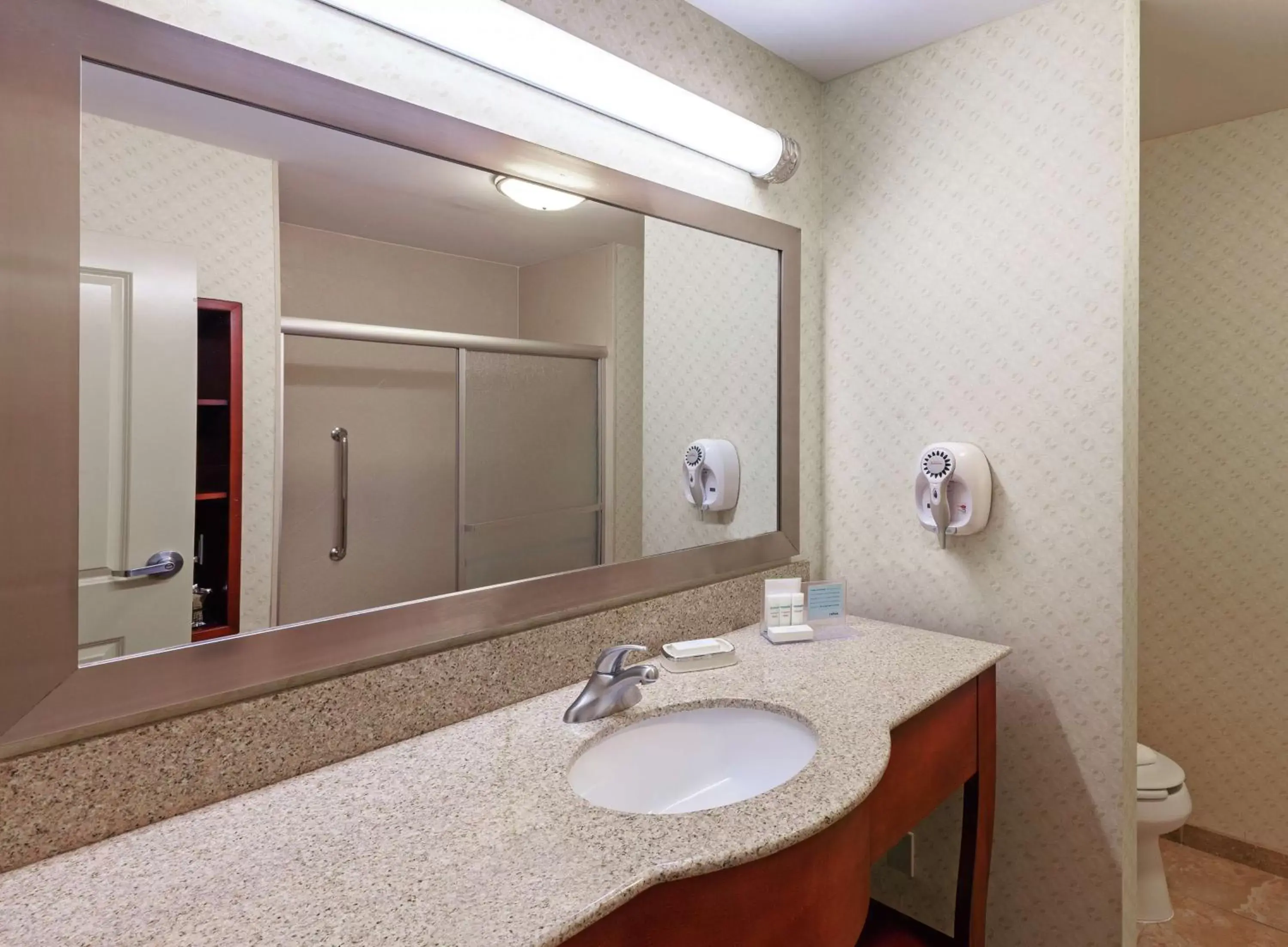 Bathroom in Hampton Inn & Suites El Paso West