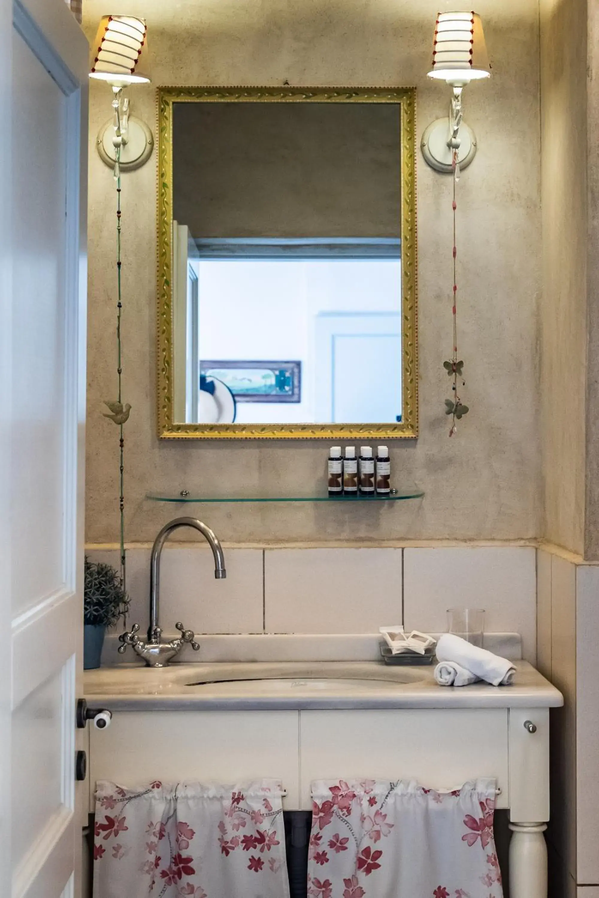 Bathroom in Skopelos Village Hotel