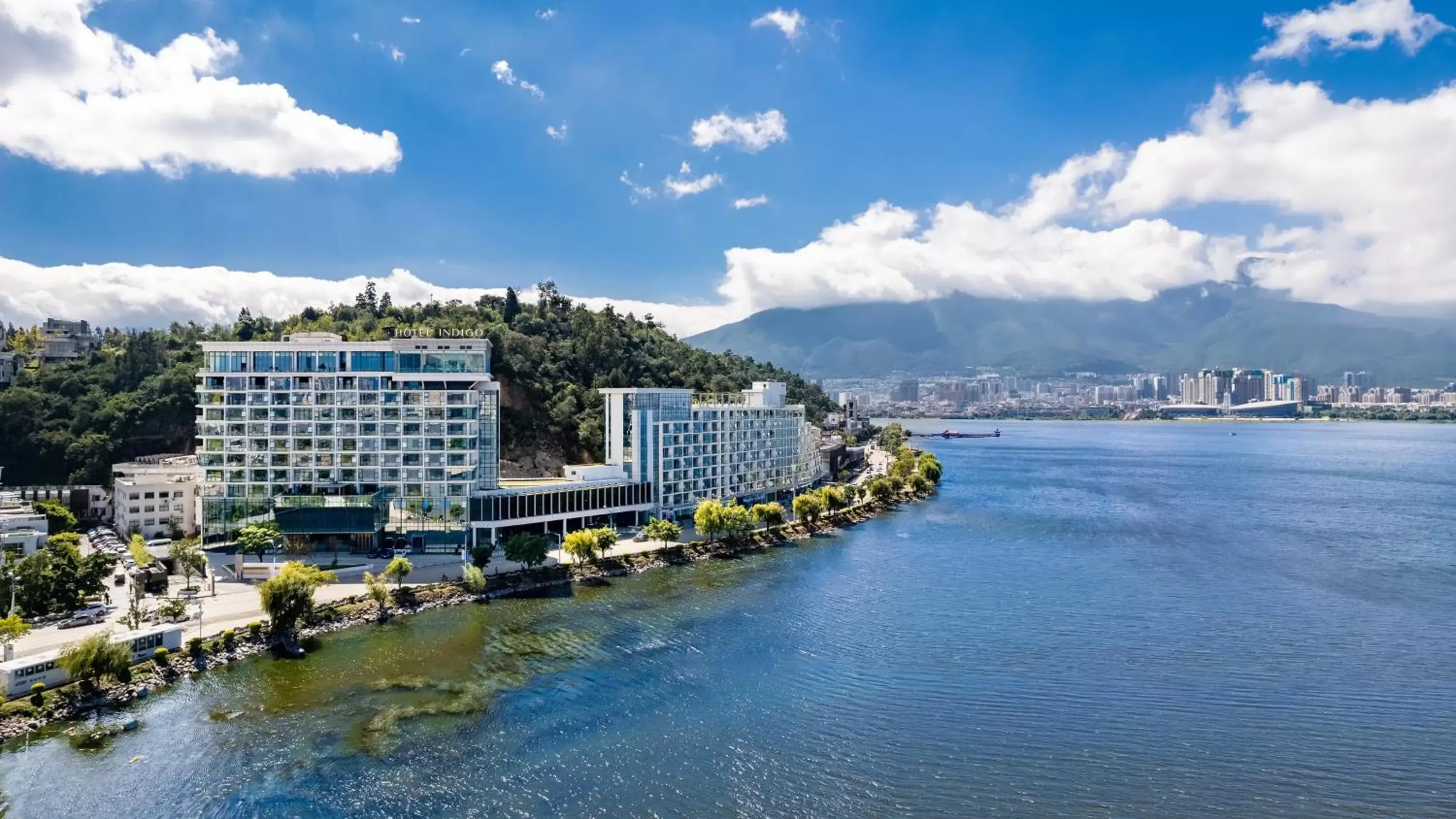 Property building, Bird's-eye View in Hotel Indigo Dali Erhai, an IHG Hotel