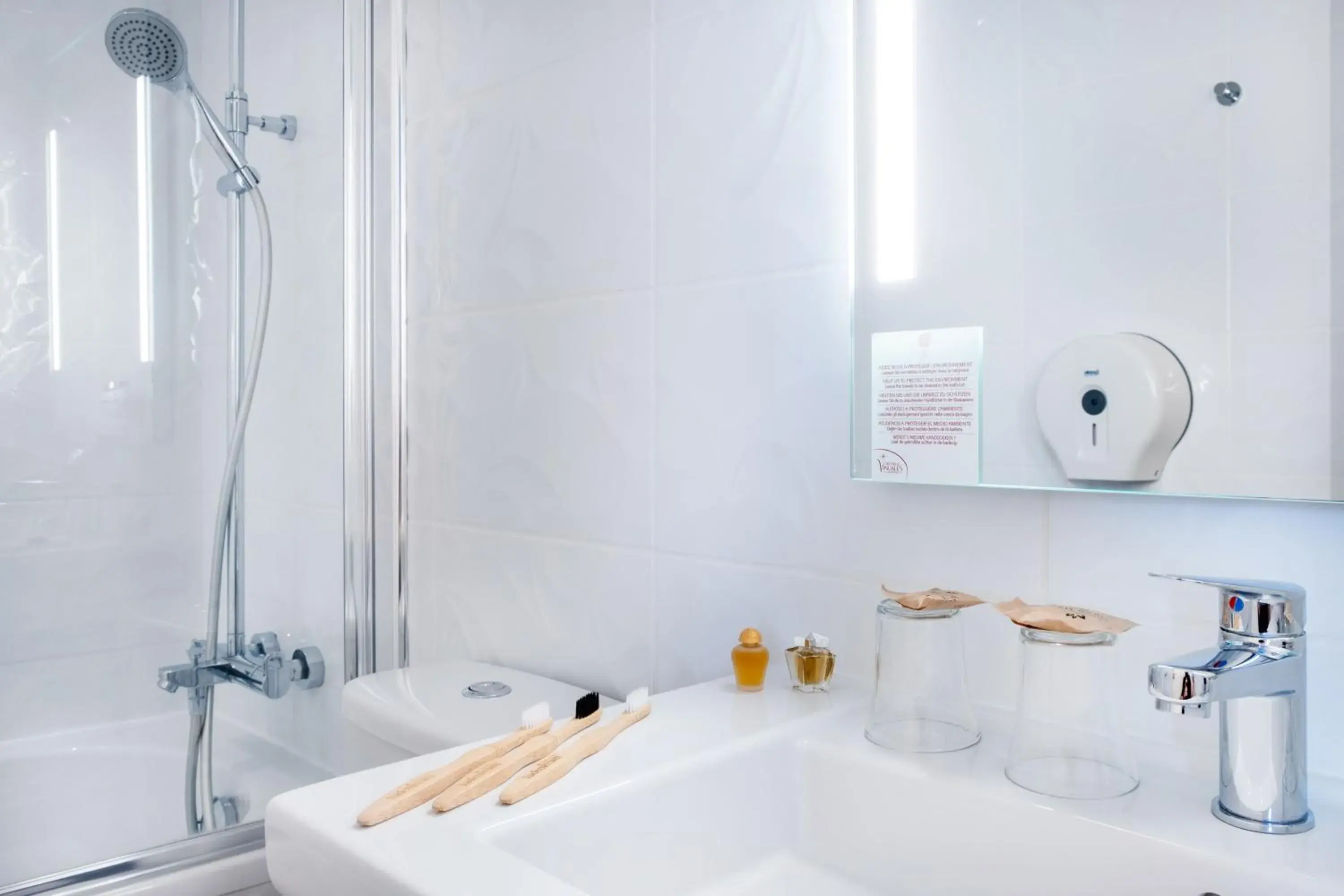 Bathroom in Hotel Sainte-Rose