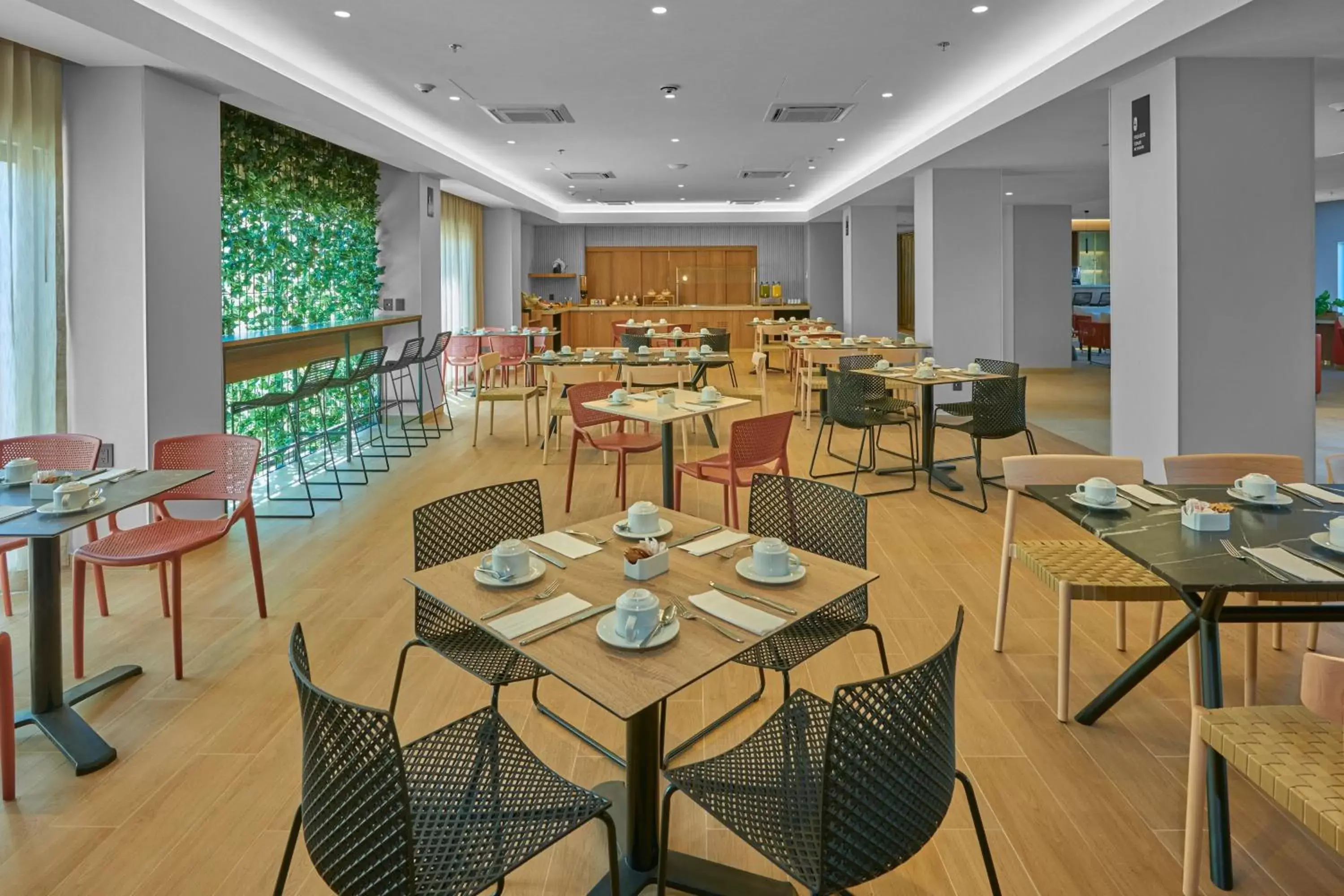 Breakfast, Restaurant/Places to Eat in City Express Plus by Marriott Mazatlan