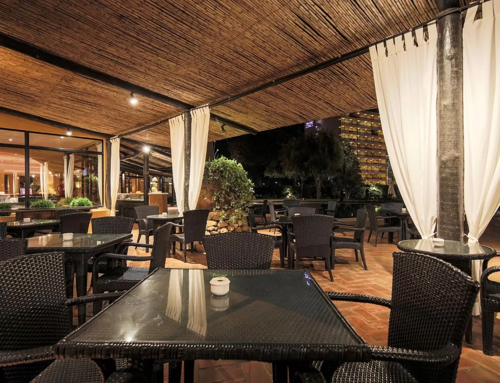 Patio, Restaurant/Places to Eat in Dom Pedro Marina