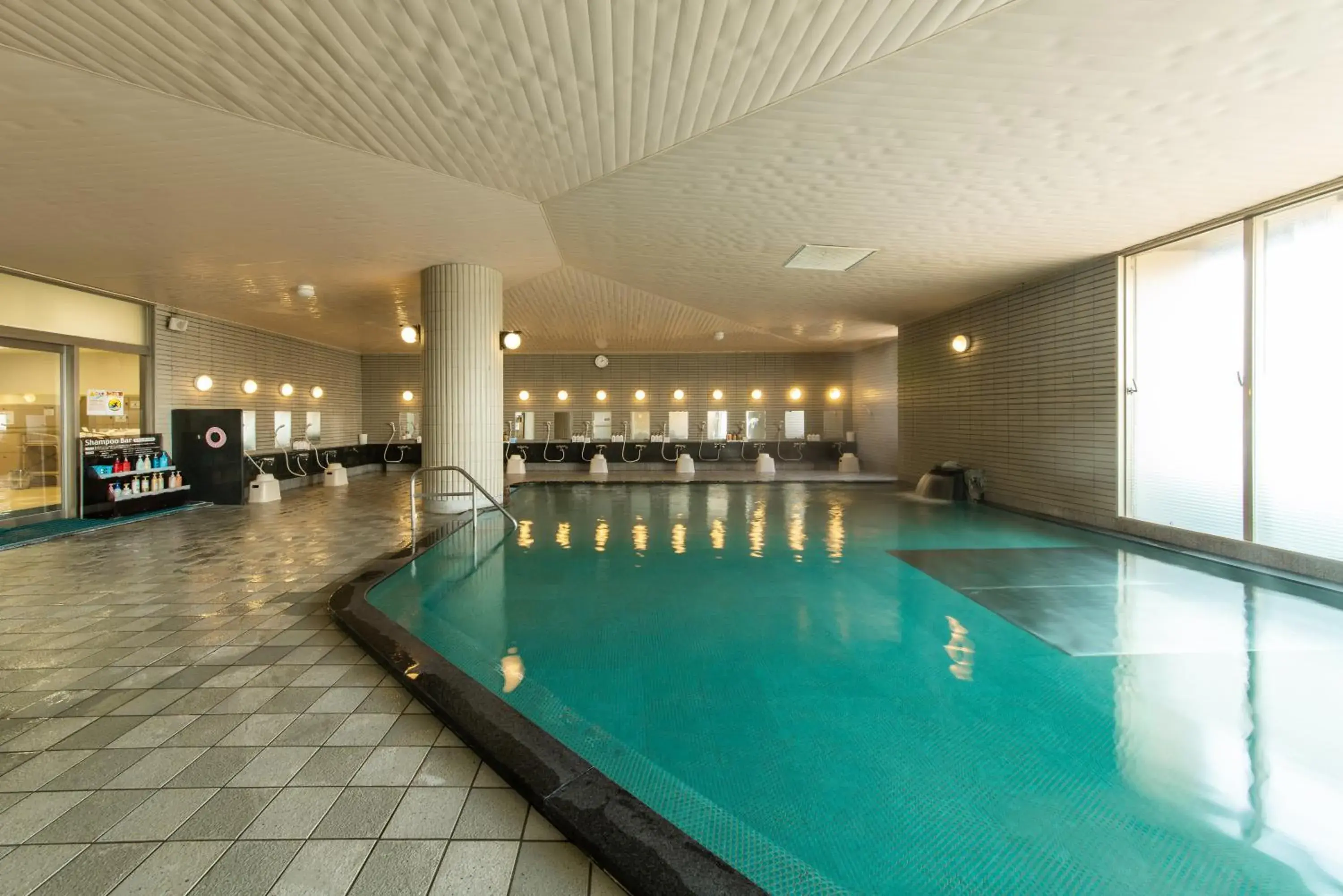 Hot Spring Bath, Swimming Pool in Royal Hotel NAGANO