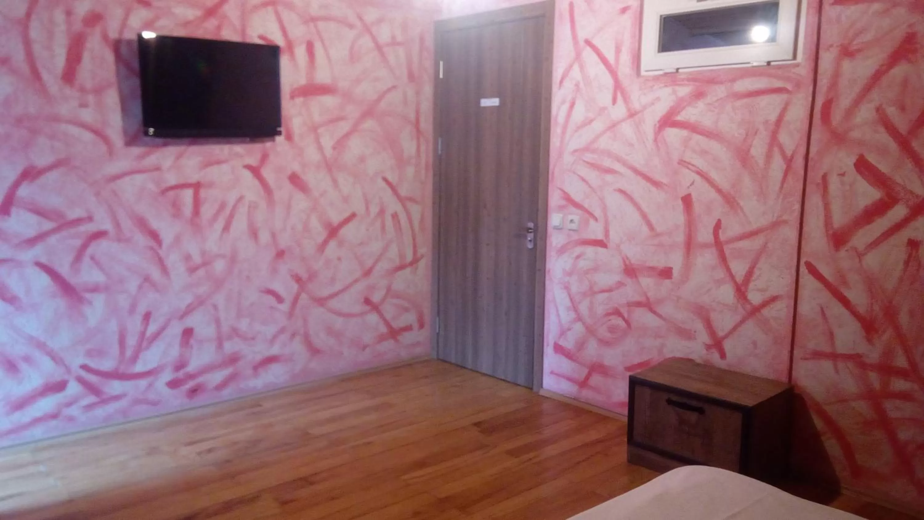 TV and multimedia in Hotel Isani