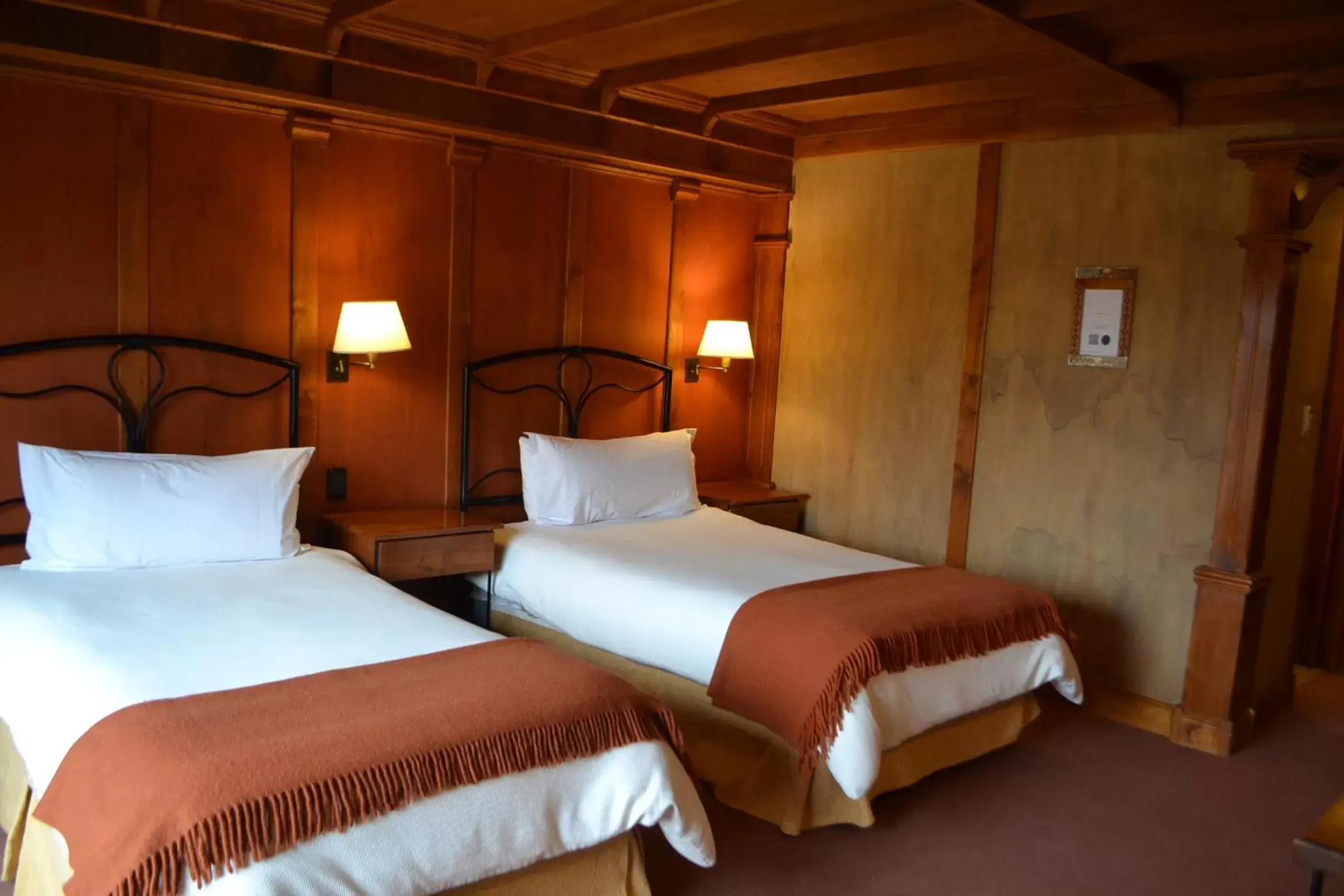 Photo of the whole room, Bed in Hotel Los Ñires