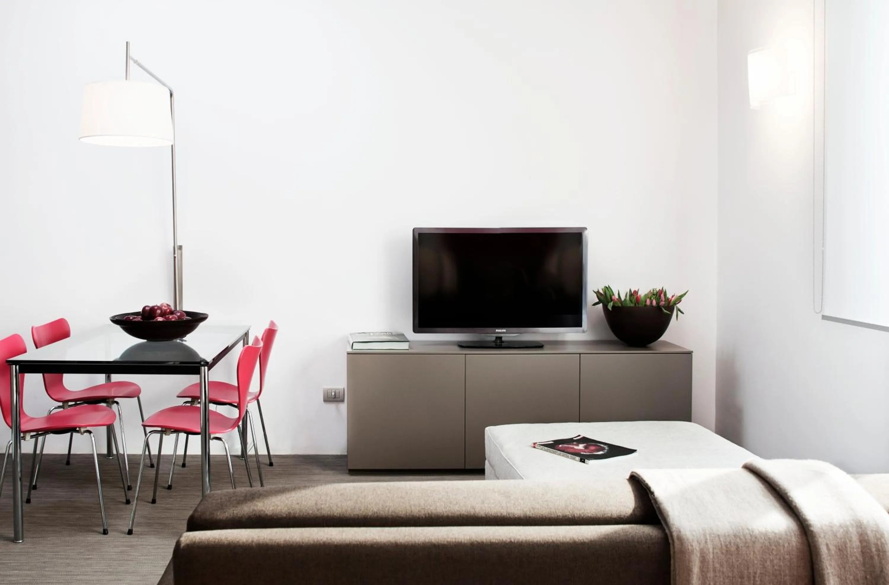 TV and multimedia, Bed in Zambala Luxury Apartments