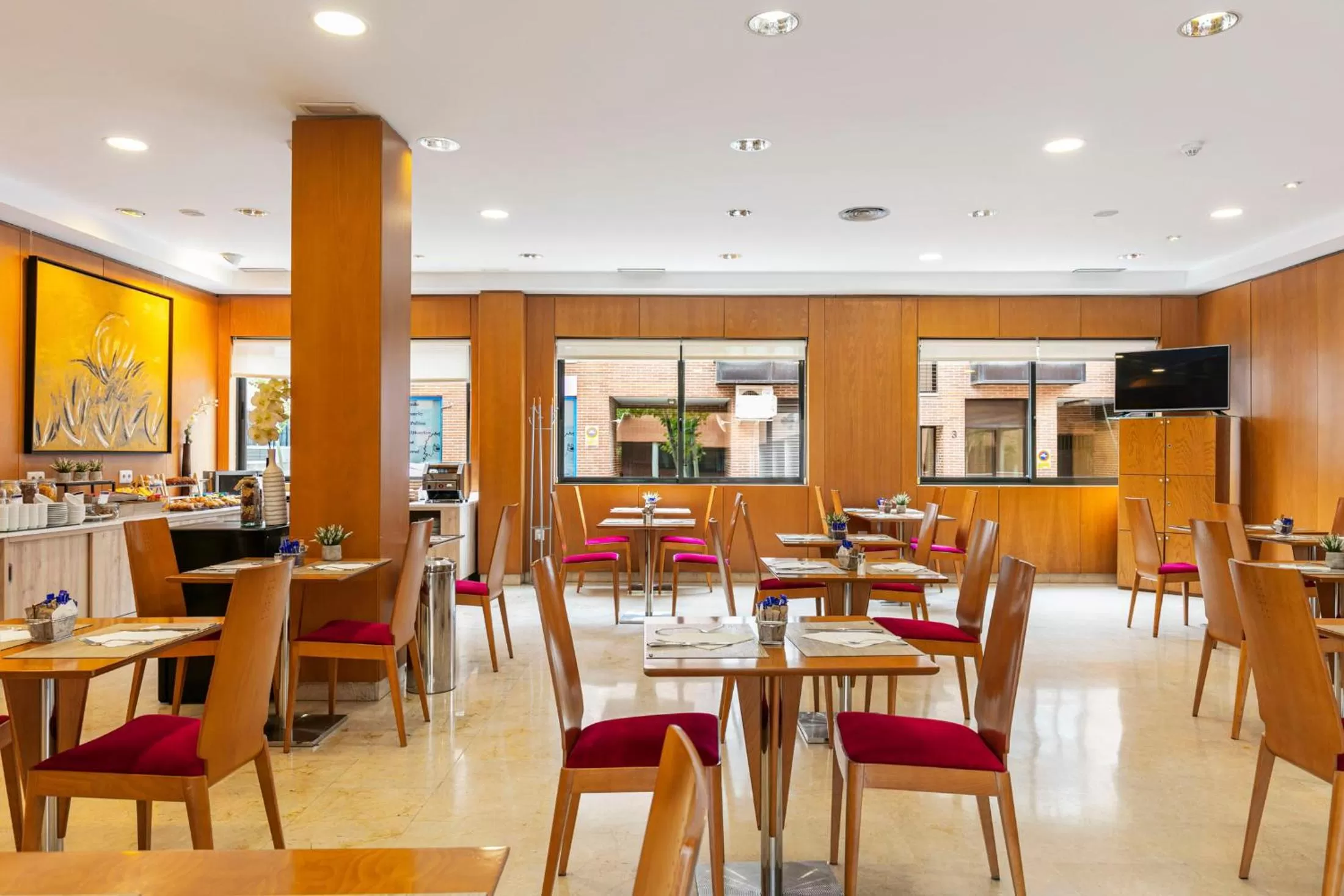 Restaurant/places to eat in Globales de los Reyes