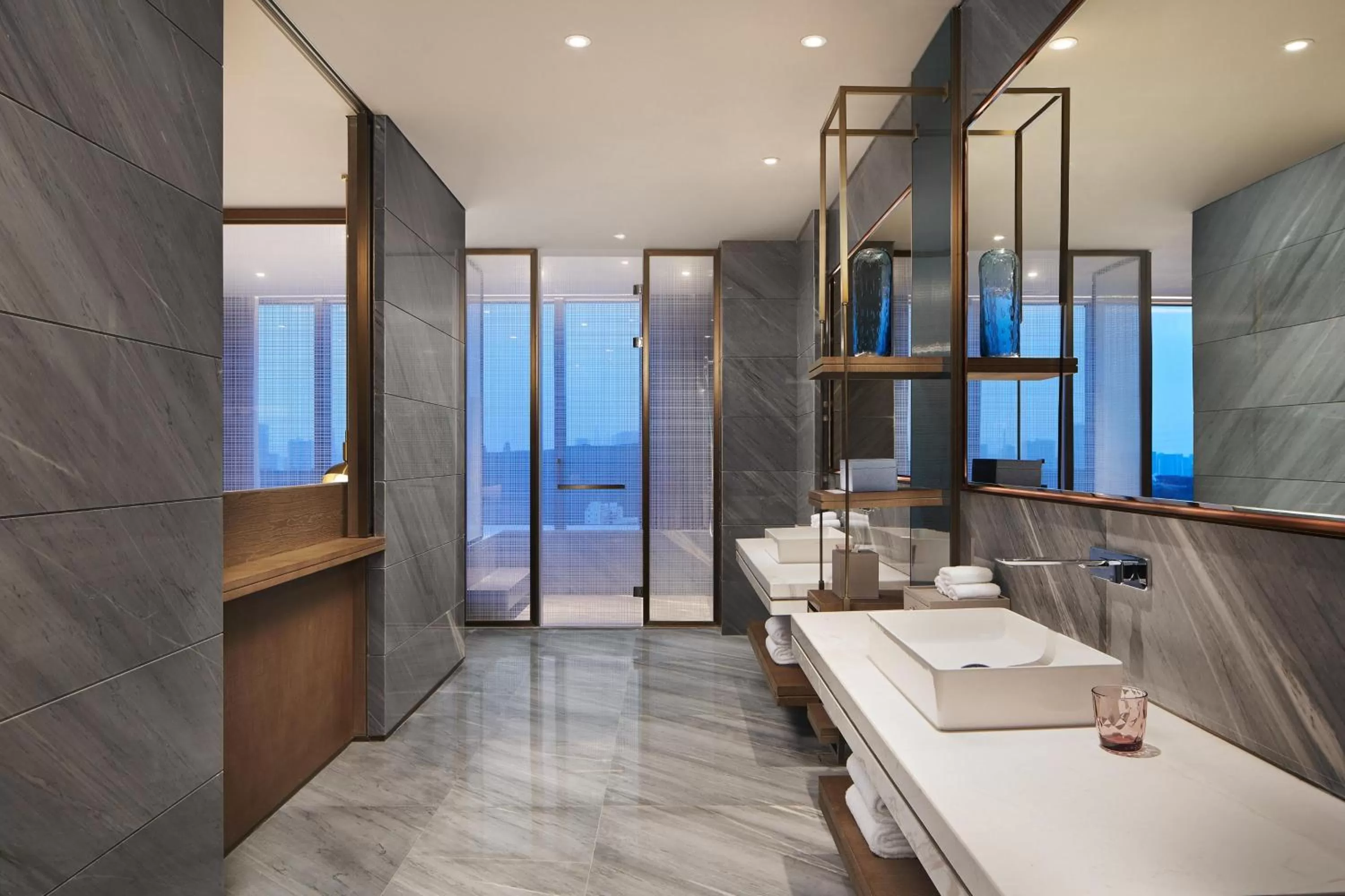Bathroom in Sheraton Shenzhen Nanshan