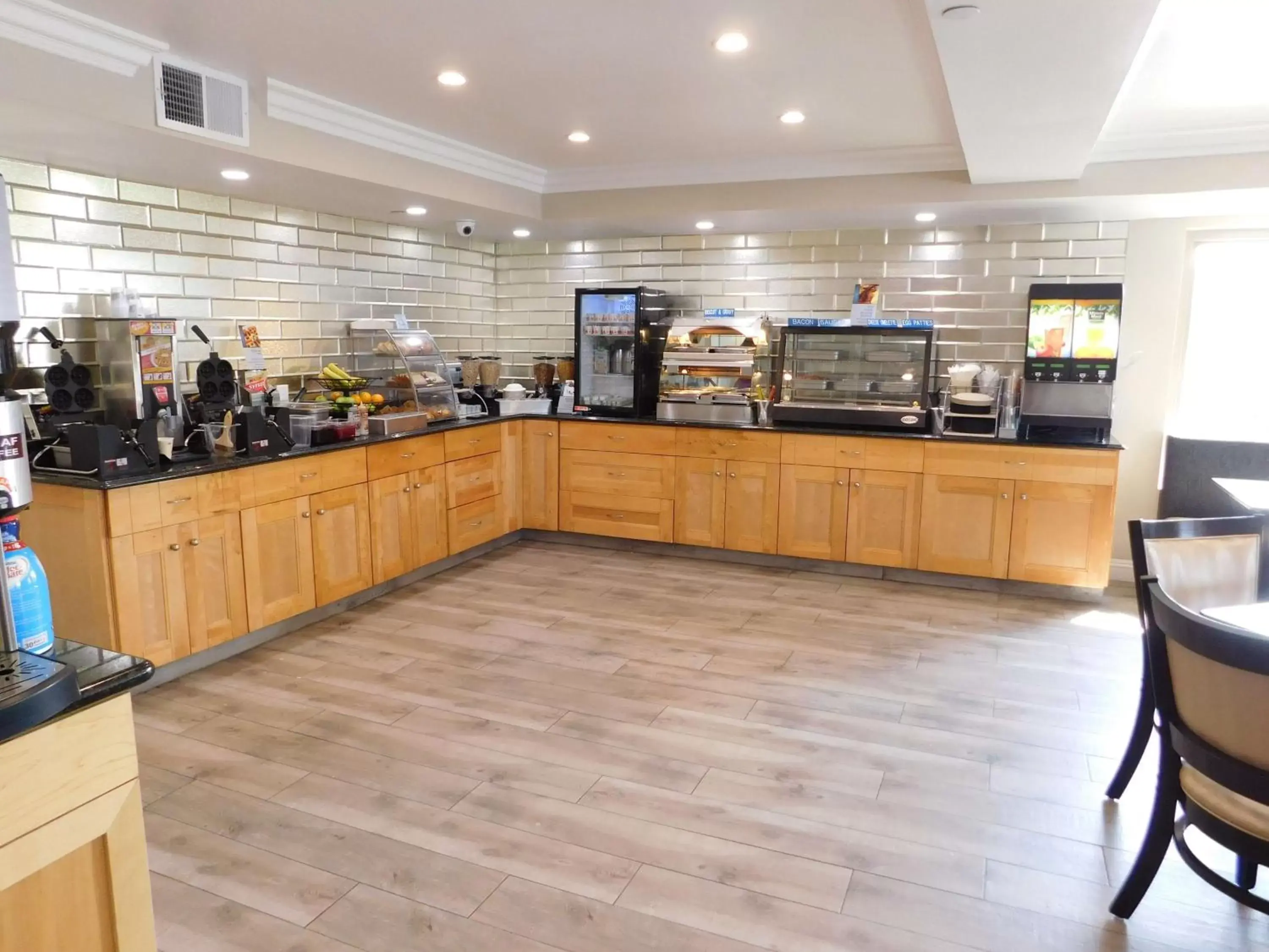 Restaurant/places to eat in Best Western Plus - Anaheim Orange County Hotel Restaurant/places to eat in Best Western Plus - Anaheim Orange County Hotel