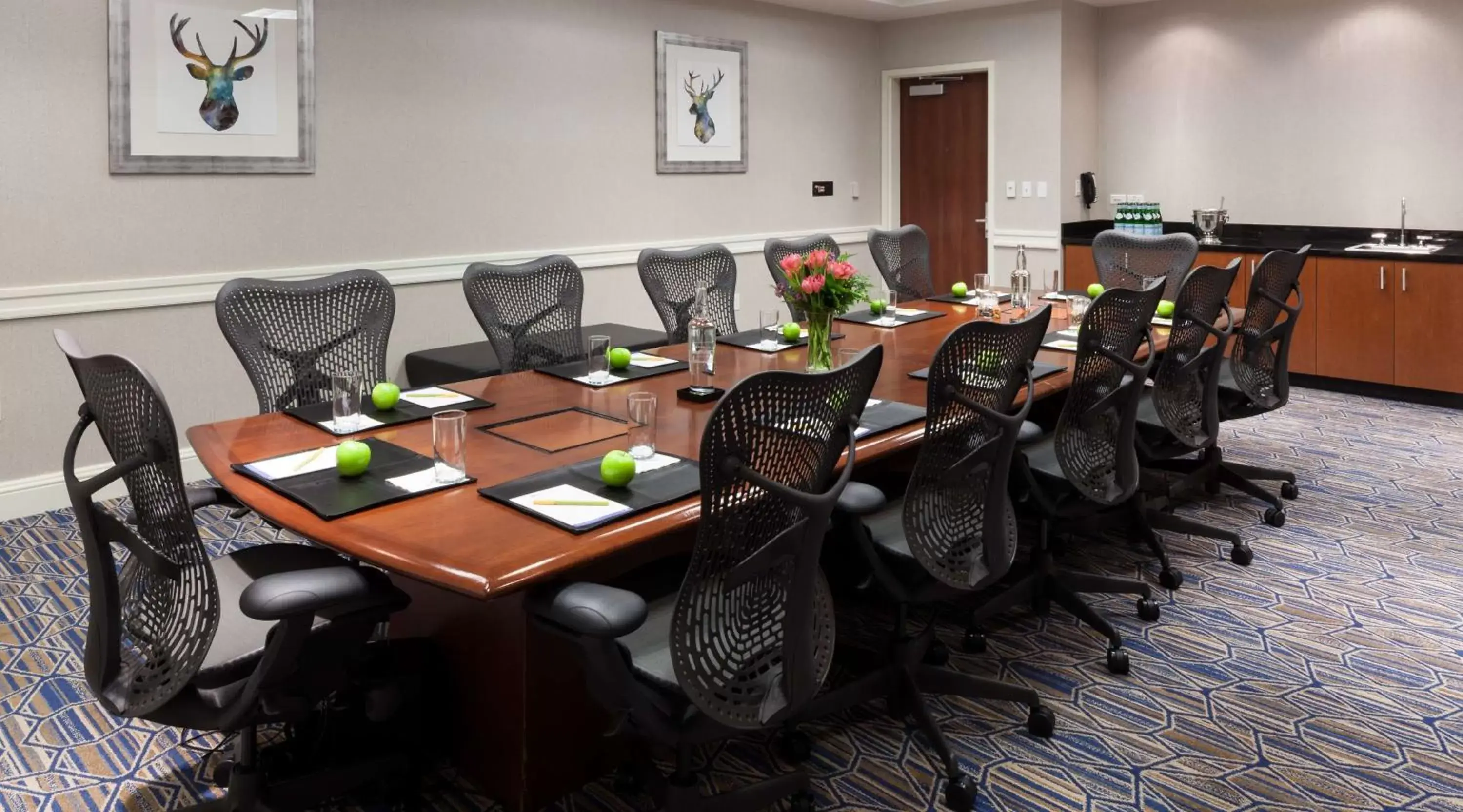 Meeting/conference room in Hilton Garden Inn Denver Downtown