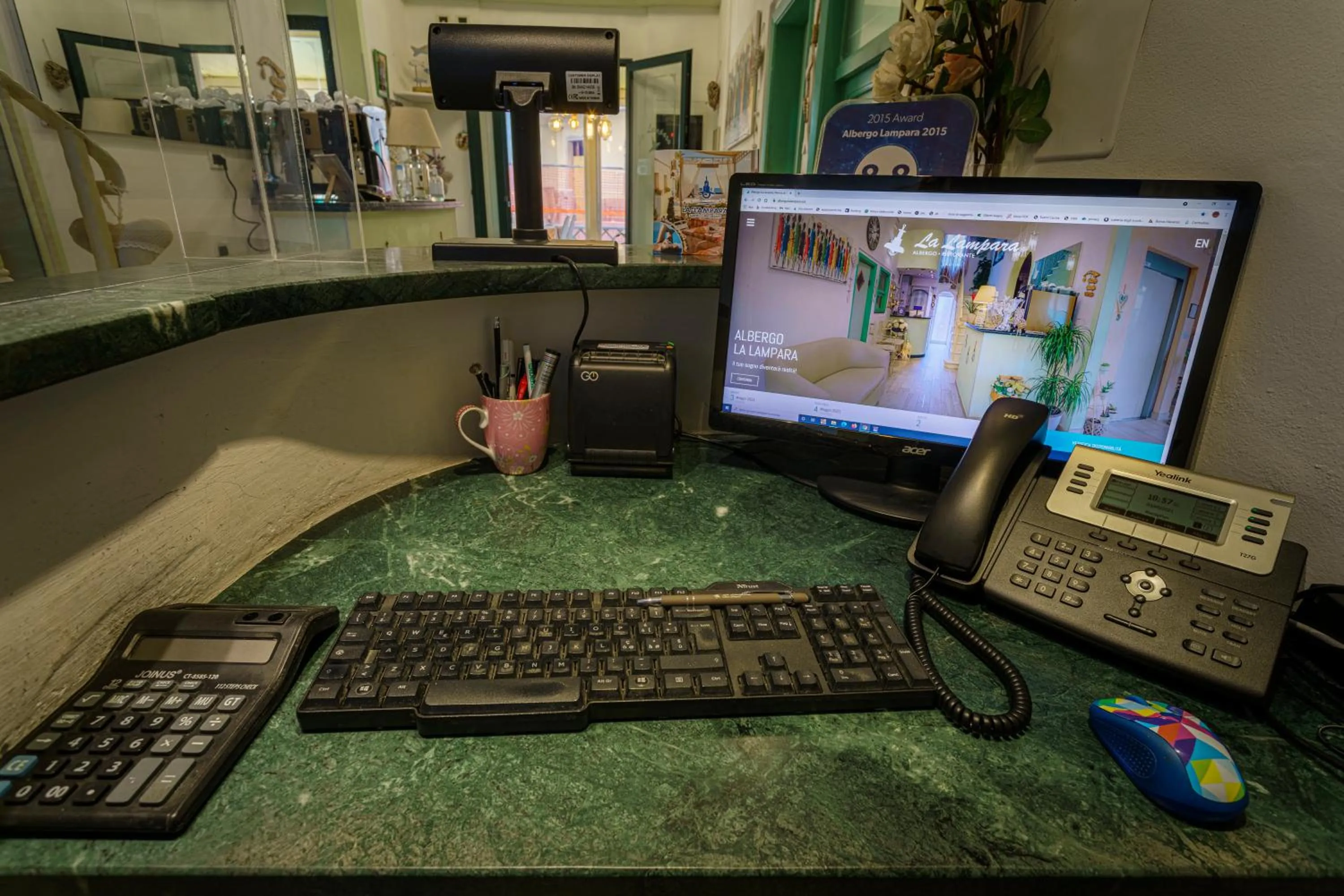 Lobby or reception in Albergo La Lampara