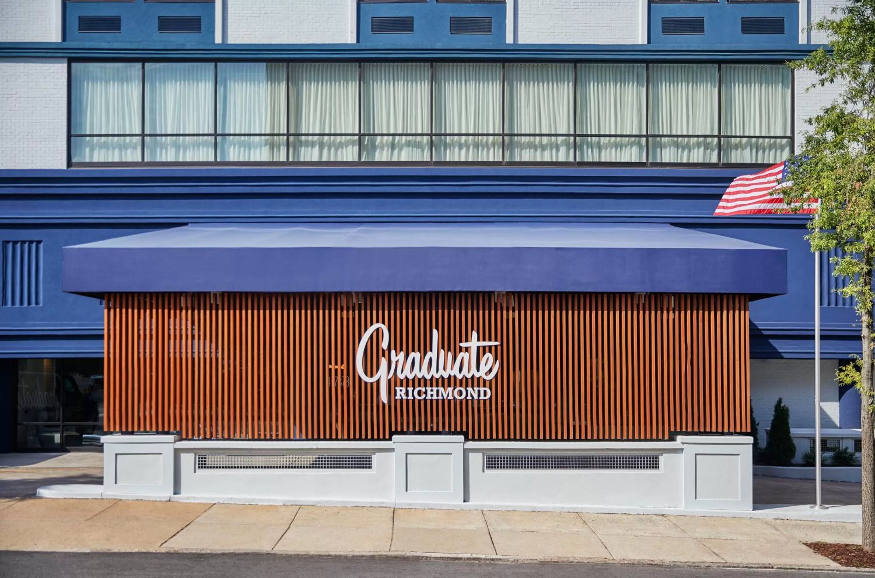 Facade/entrance in Graduate by Hilton Richmond