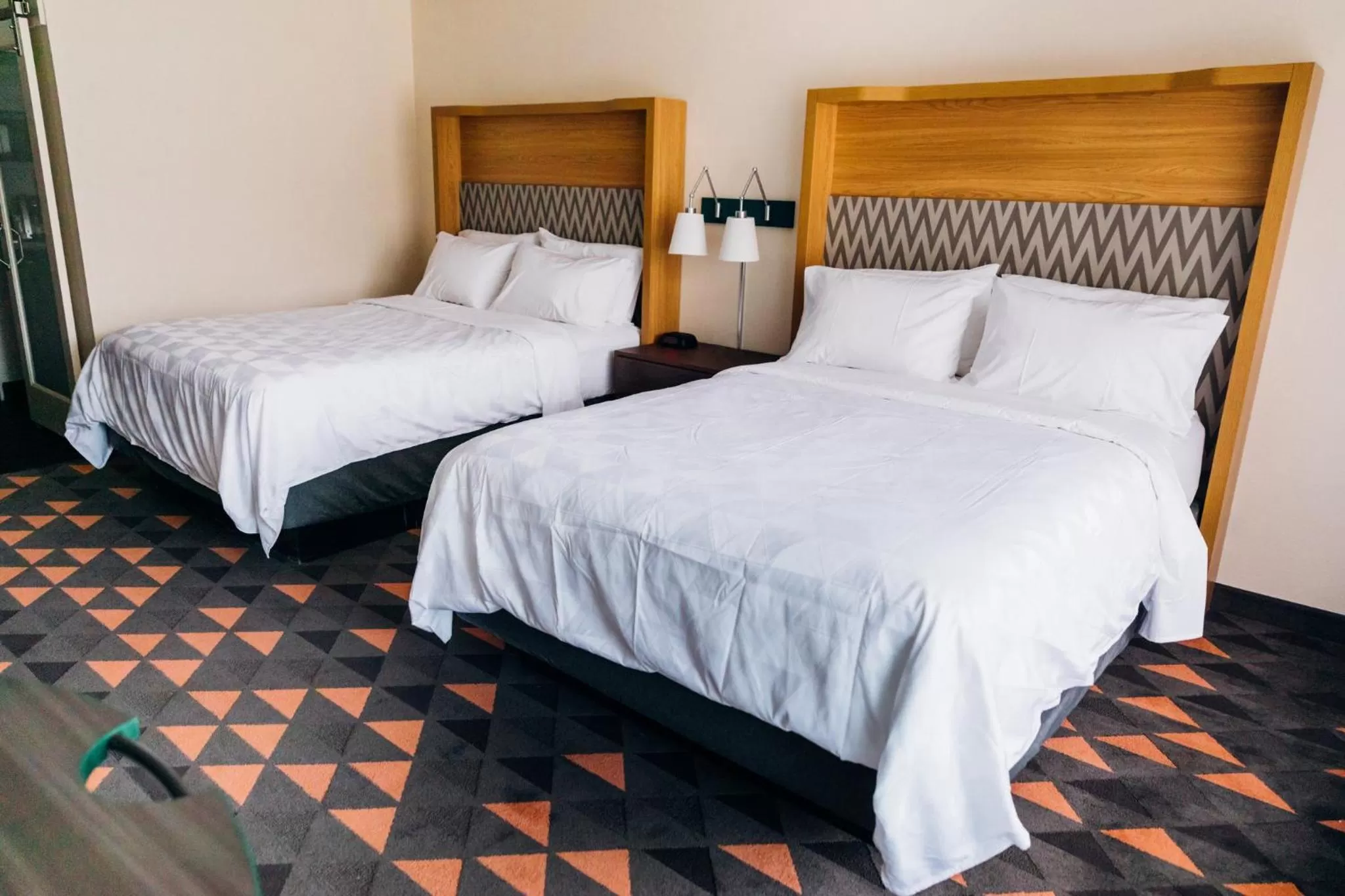 Photo of the whole room, Bed in Holiday Inn Phoenix-Mesa Chandler by IHG