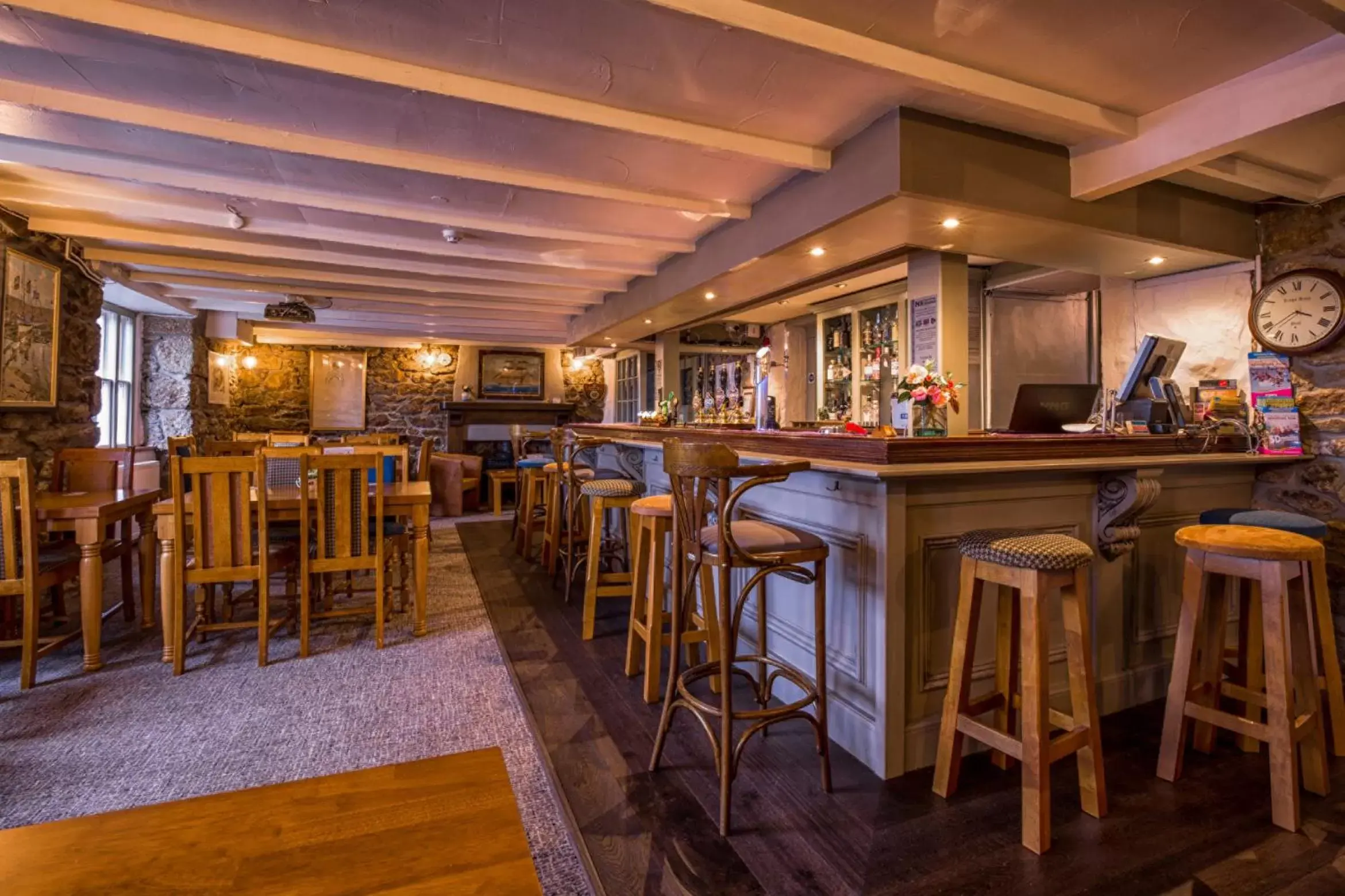 Restaurant/places to eat, Lounge/Bar in Kings Arms