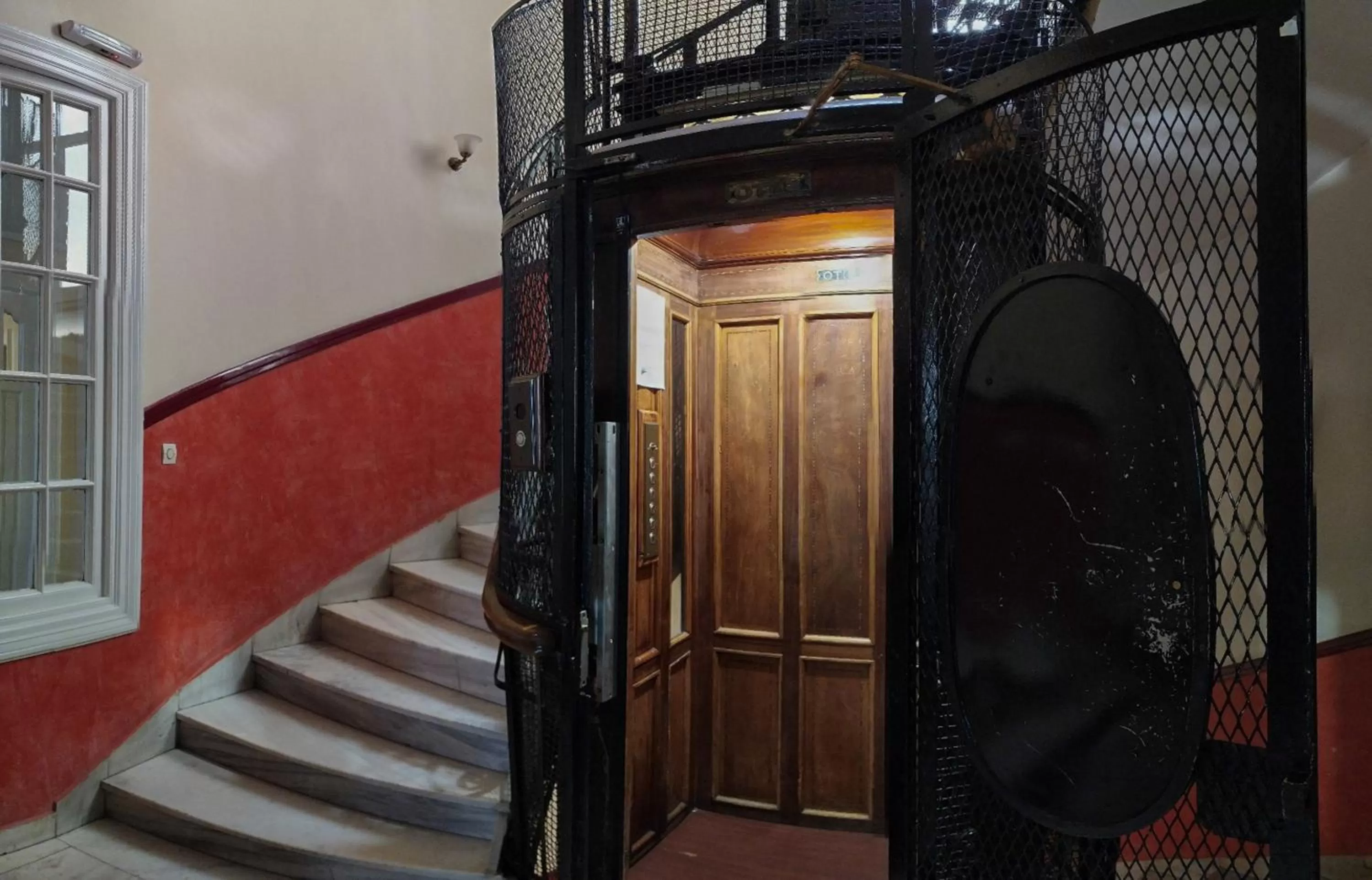 Decorative detail in Cecil Hotel