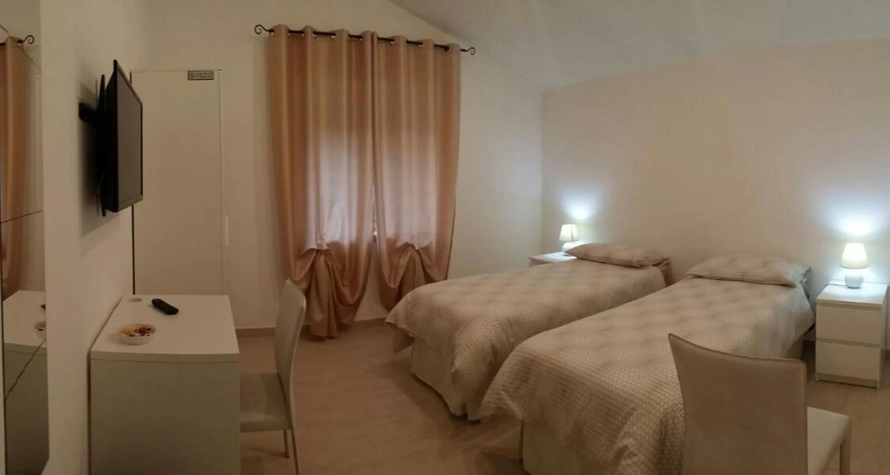 City view, Bed in B&B Pian del Lago