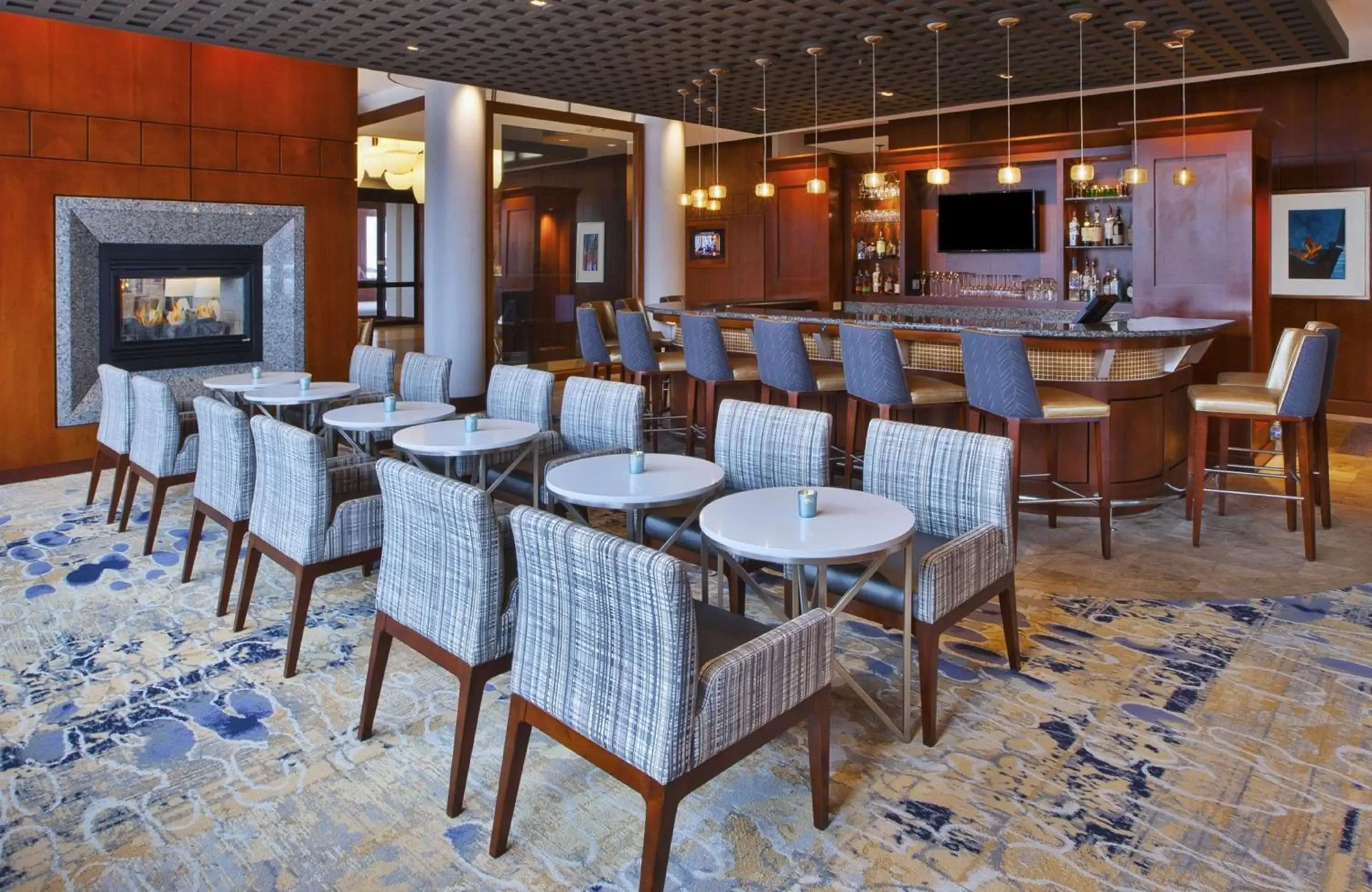 Lounge or bar, Restaurant/Places to Eat in Hilton Garden Inn Portland Downtown Waterfront