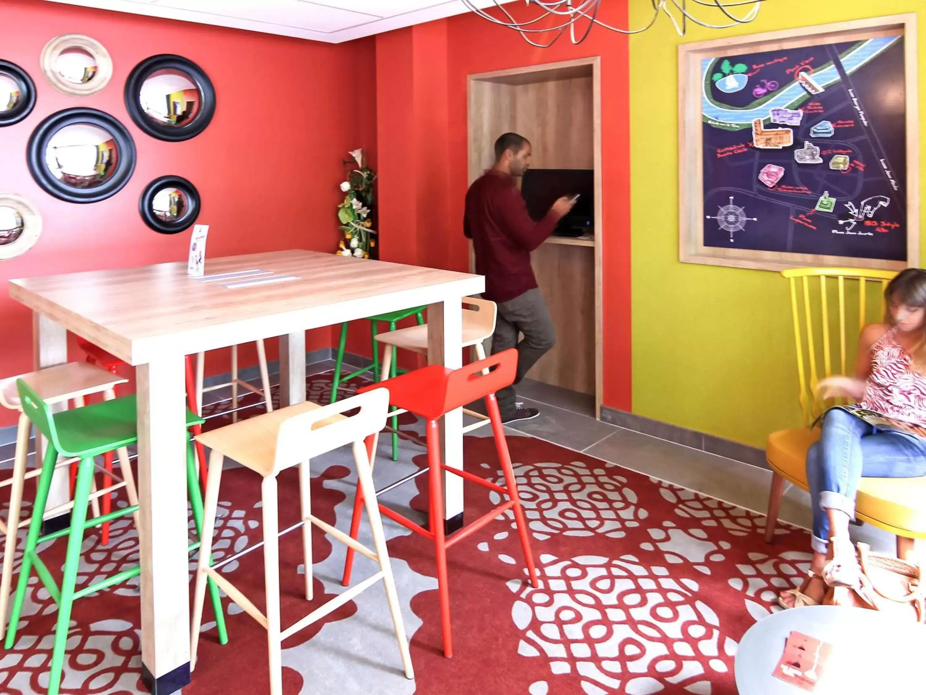 Restaurant/places to eat in ibis styles Albi Centre Le Theatro Restaurant/places to eat in ibis styles Albi Centre Le Theatro