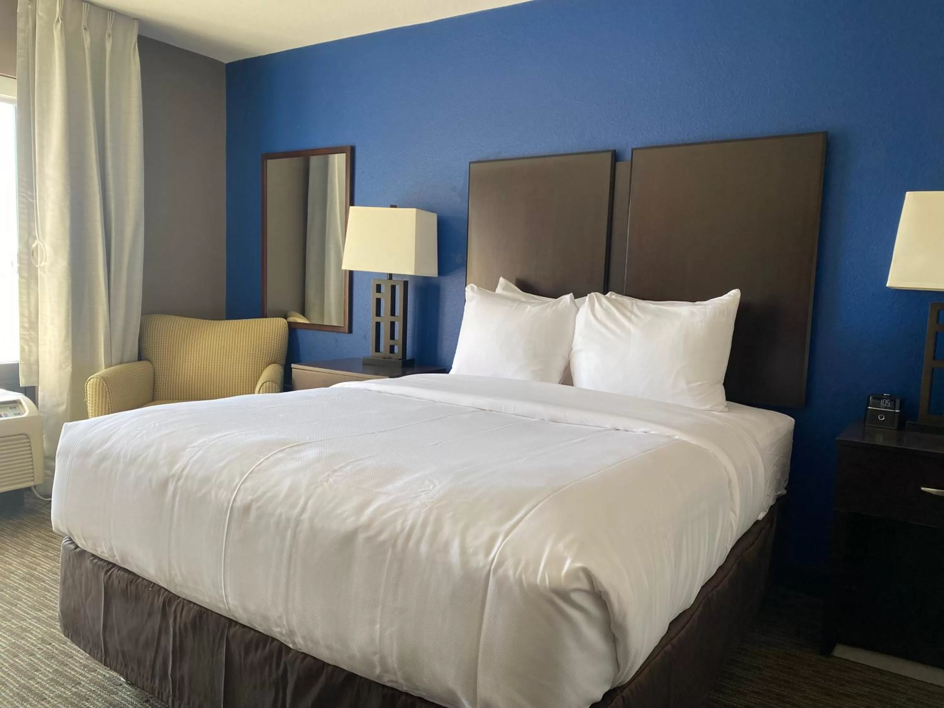 Bed in Comfort Inn Conover-Hickory