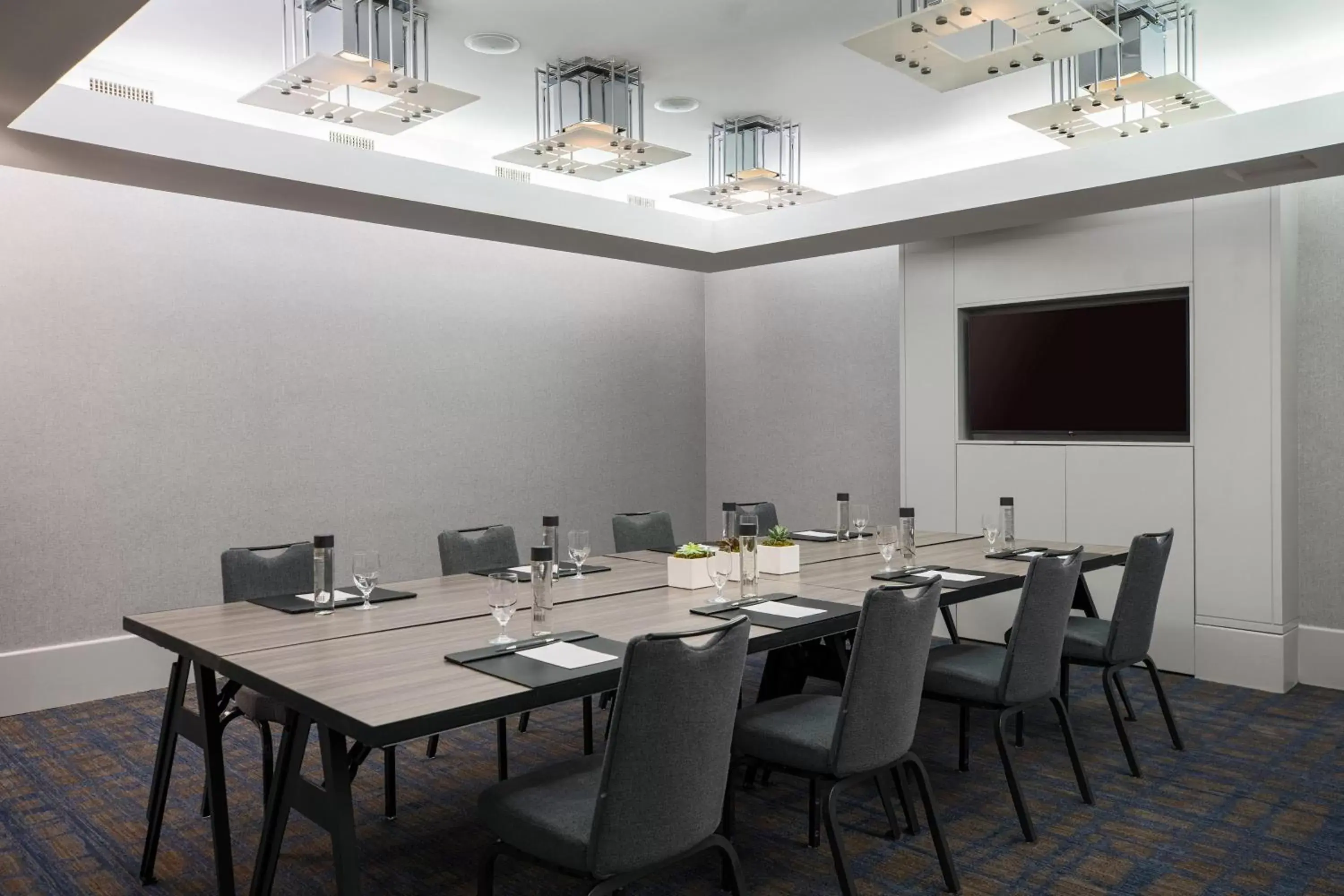 Meeting/conference room in The Westin Chicago River North