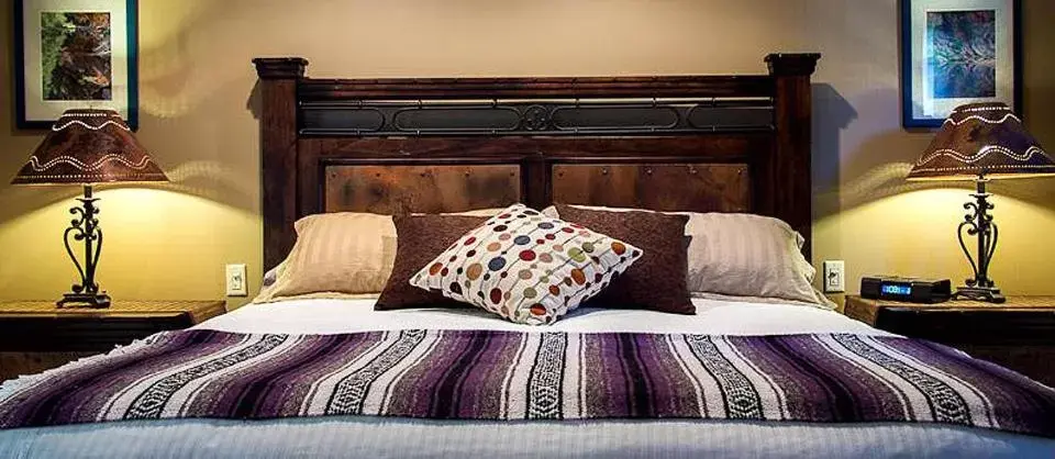 Bed in Cozy Cactus Resort sorta-kinda