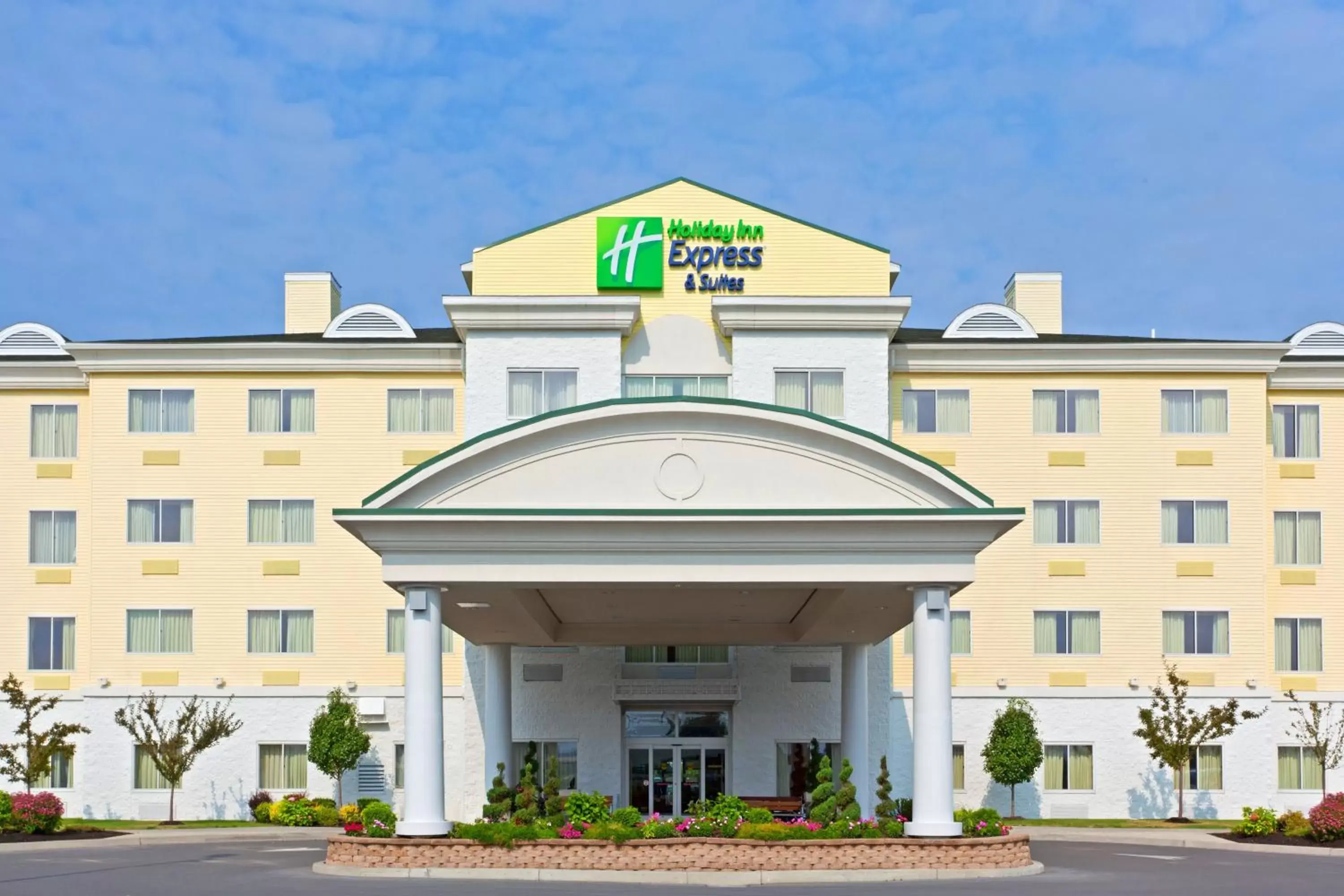 Property building in Holiday Inn Express Hotel & Suites Watertown - Thousand Islands, an IHG Hotel