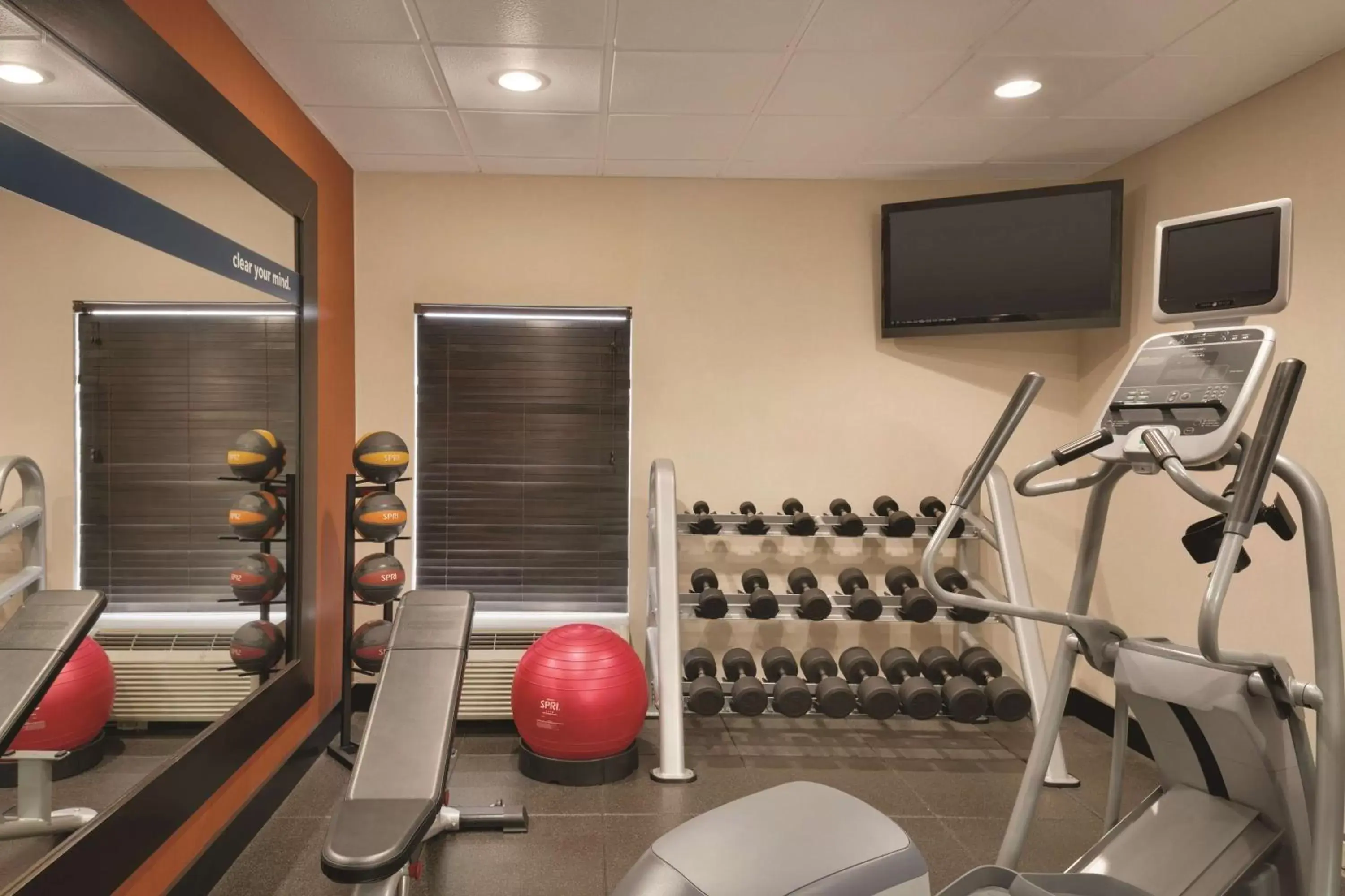 Fitness centre/facilities, Fitness Center/Facilities in Hampton Inn Cincinnati Kings Island