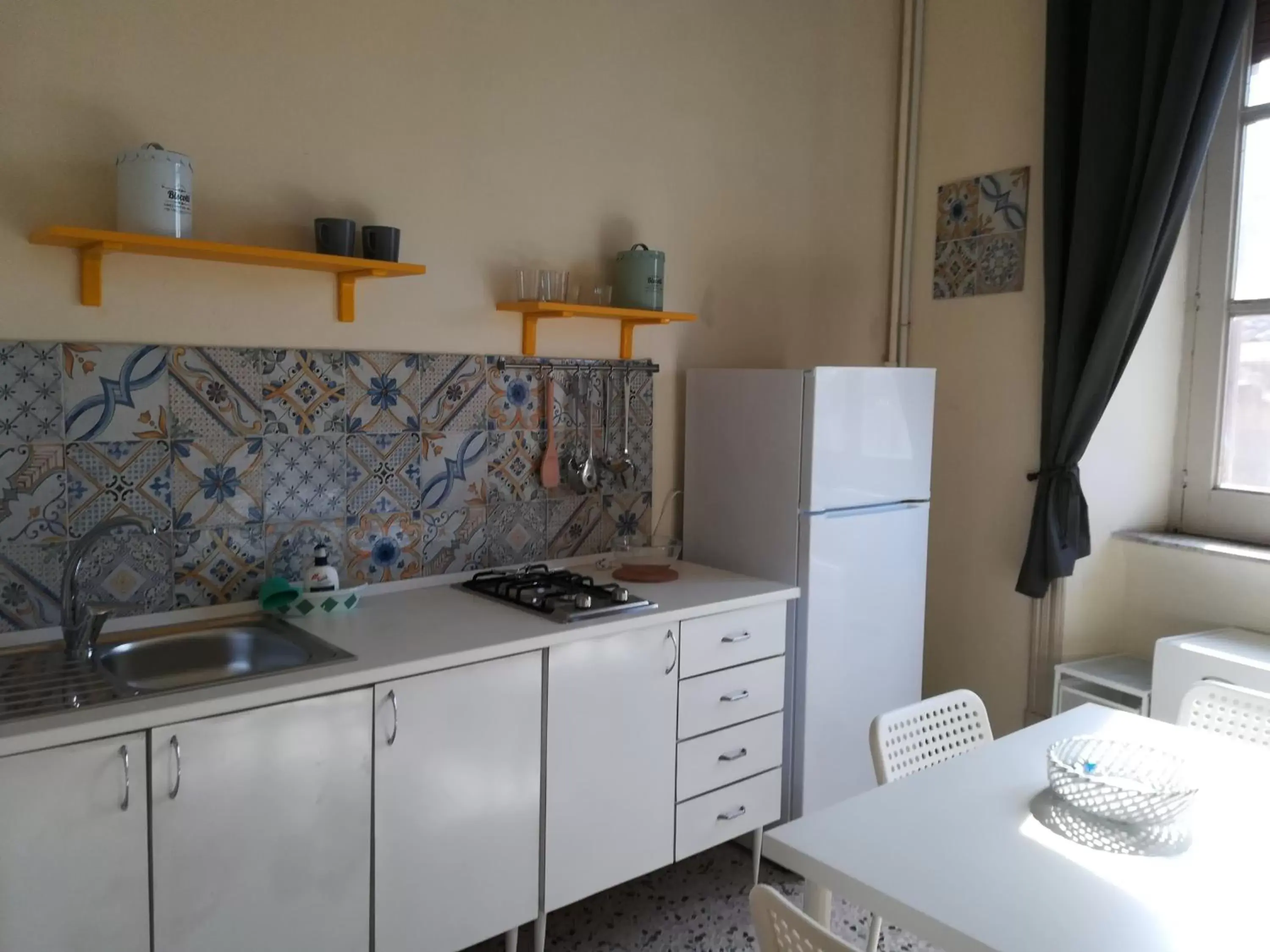 Kitchen or kitchenette, Kitchen/Kitchenette in BellAqua