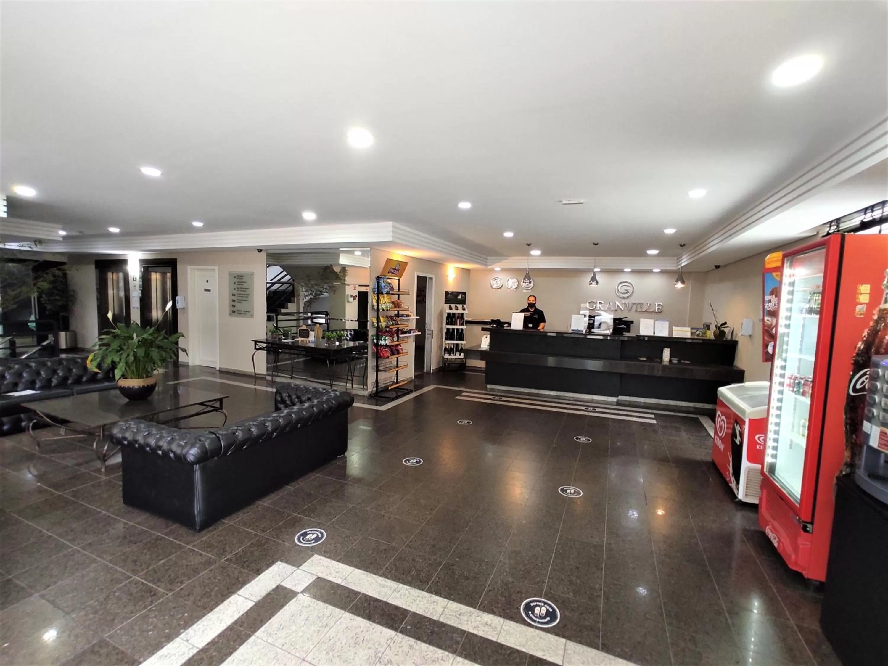 Lobby or reception in Granville Hotel