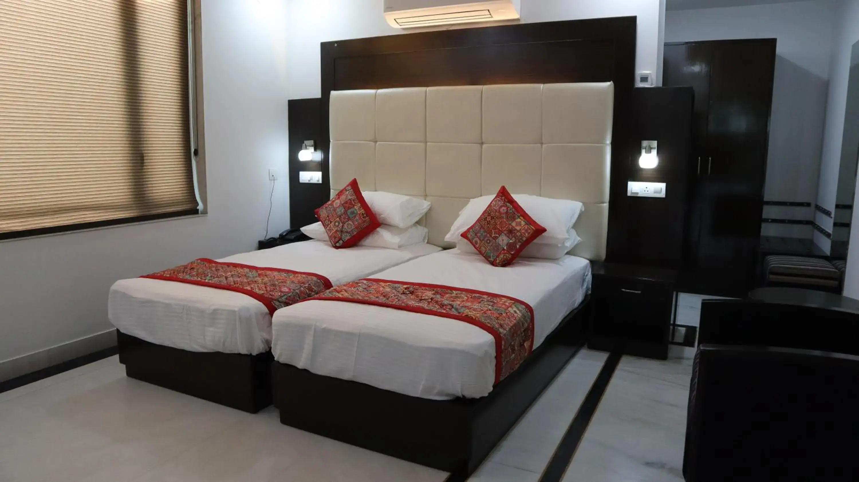 Bed in VENUS.HOTEL