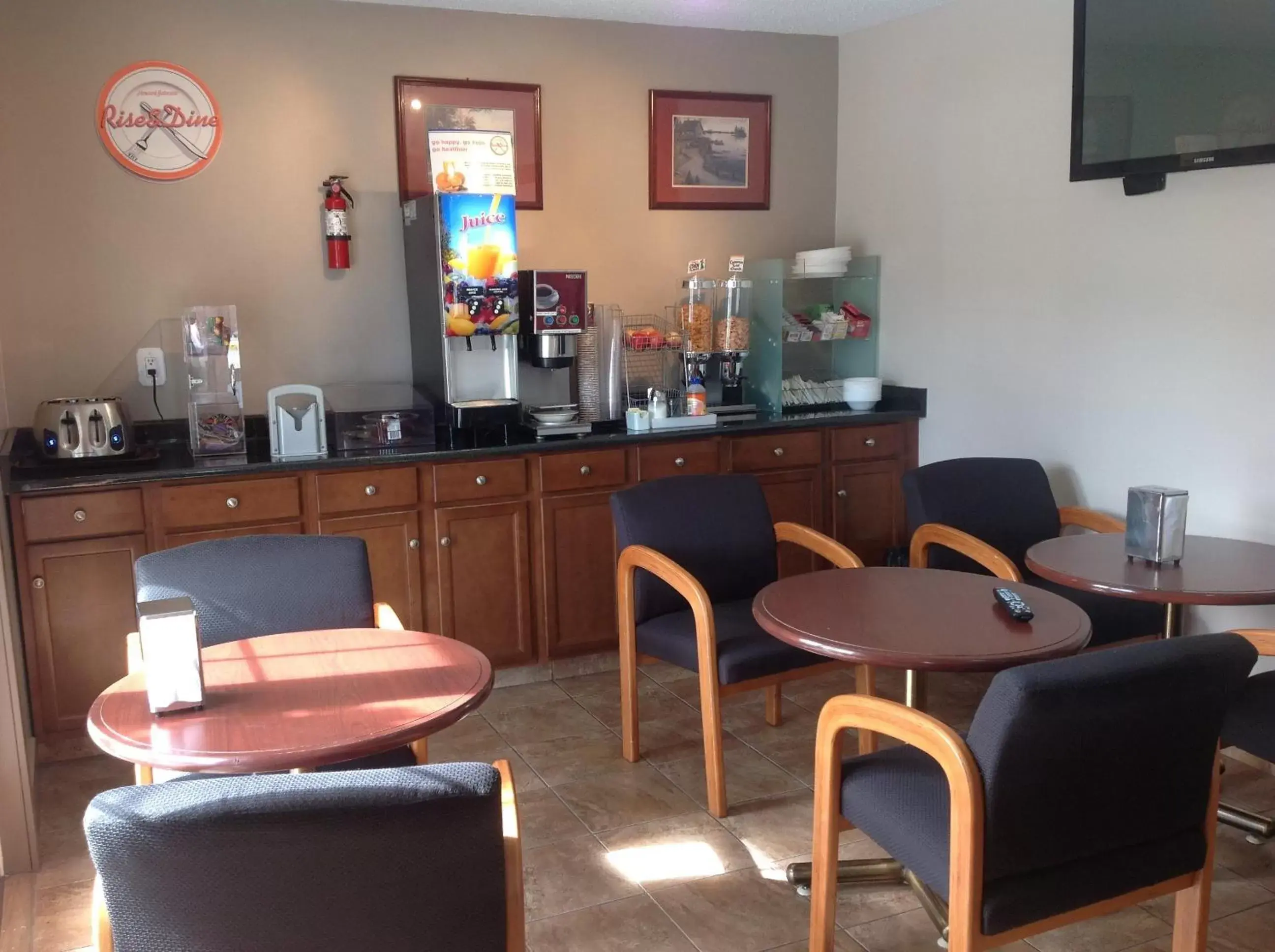 Restaurant/places to eat in Canadas Best Value Inn & Suites-Vernon Restaurant/places to eat in Canadas Best Value Inn & Suites-Vernon