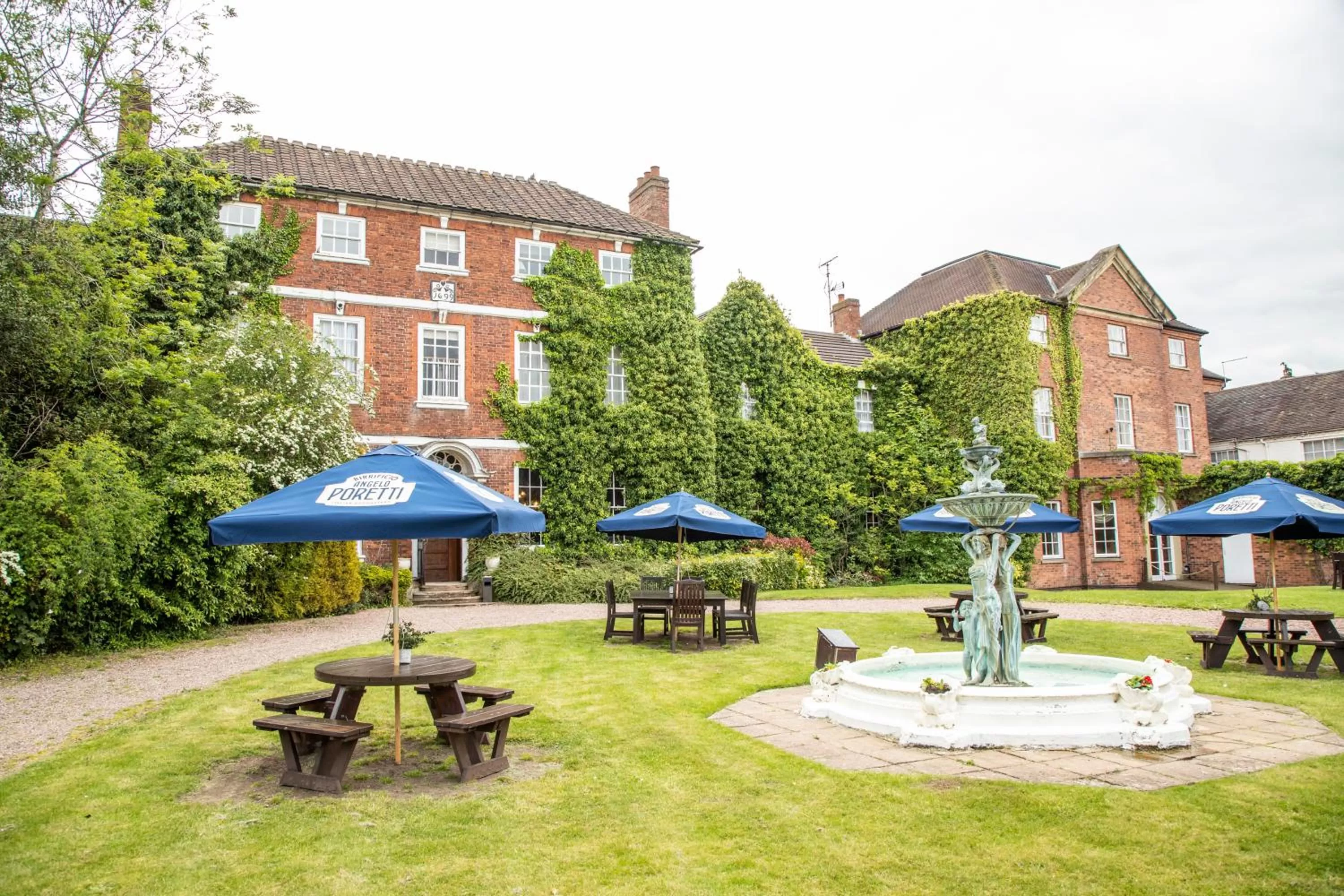 Garden in Park House Hotel