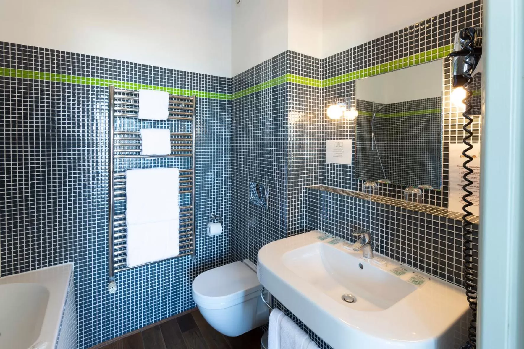 Bathroom in Hotel Le Rayon Vert