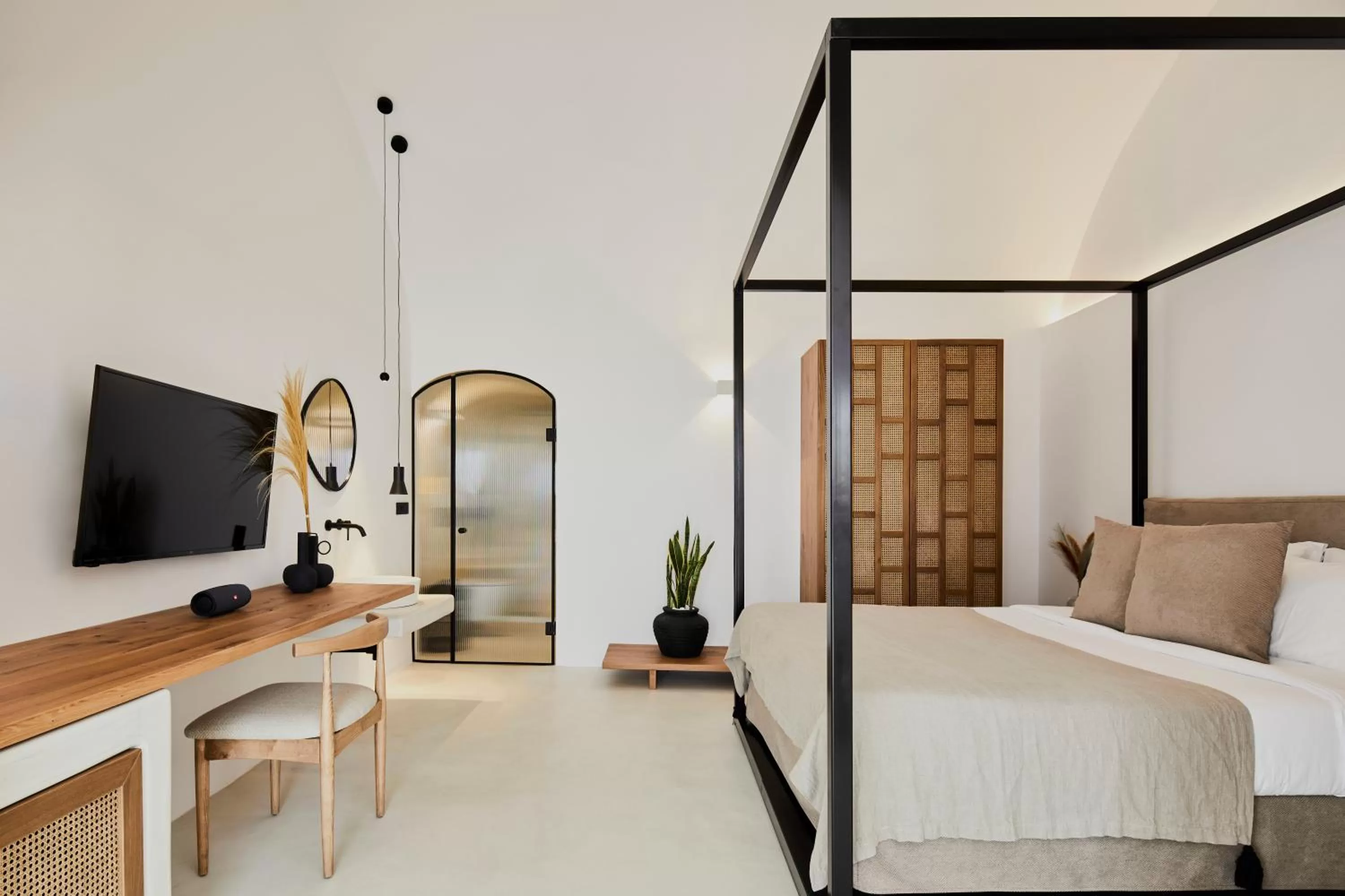 Bedroom, Bed in U & ME SUITES