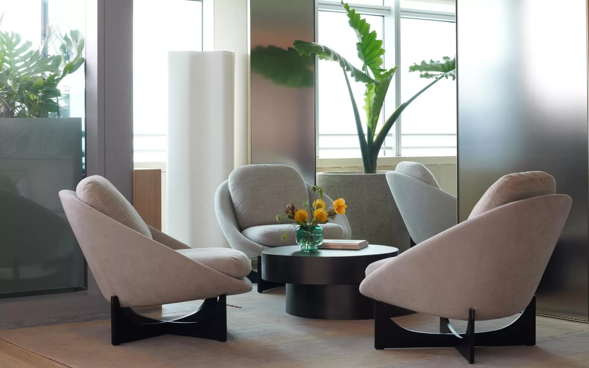 Communal lounge/ TV room in Hotel AKA Brickell