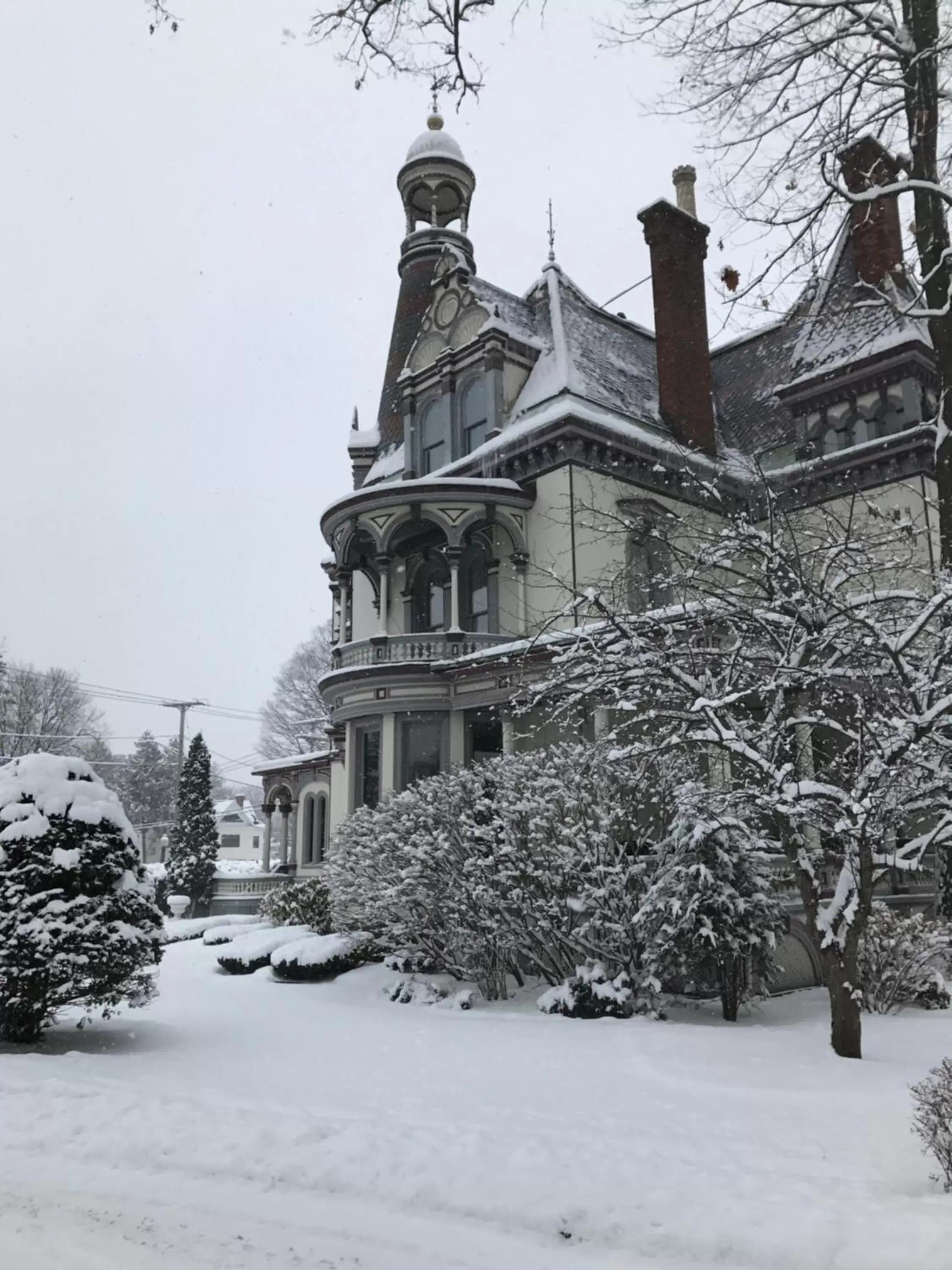 Property building, Winter in Batcheller Mansion Inn