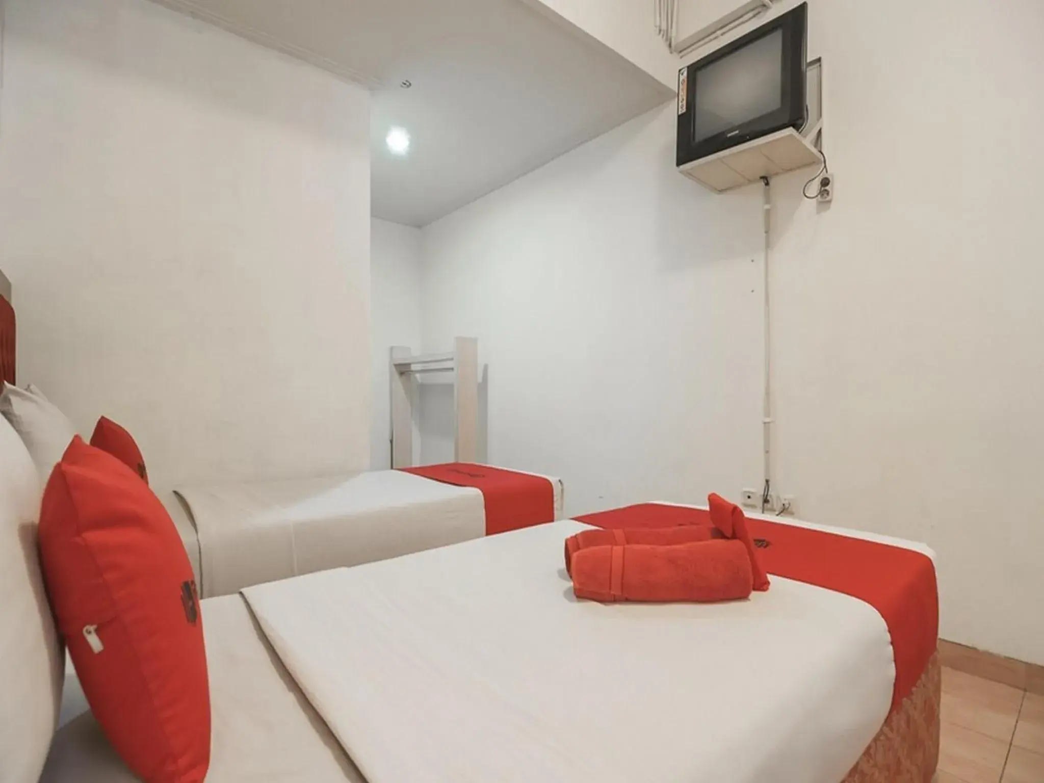 Bedroom, Bed in RedDoorz @ Buah Batu 3 Bedroom, Bed in RedDoorz @ Buah Batu 3