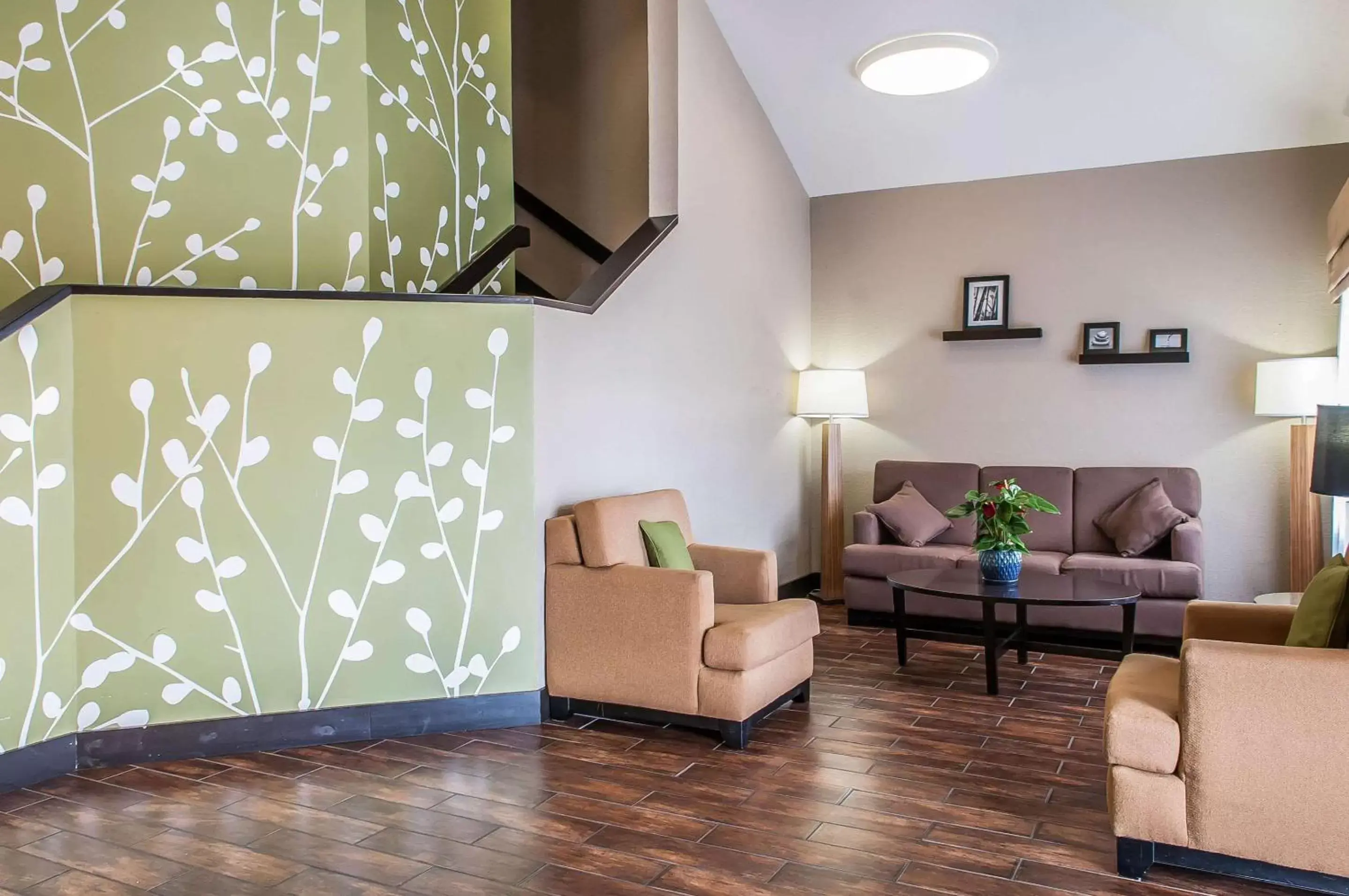 Lobby or reception, Seating Area in Sleep Inn Albuquerque Airport