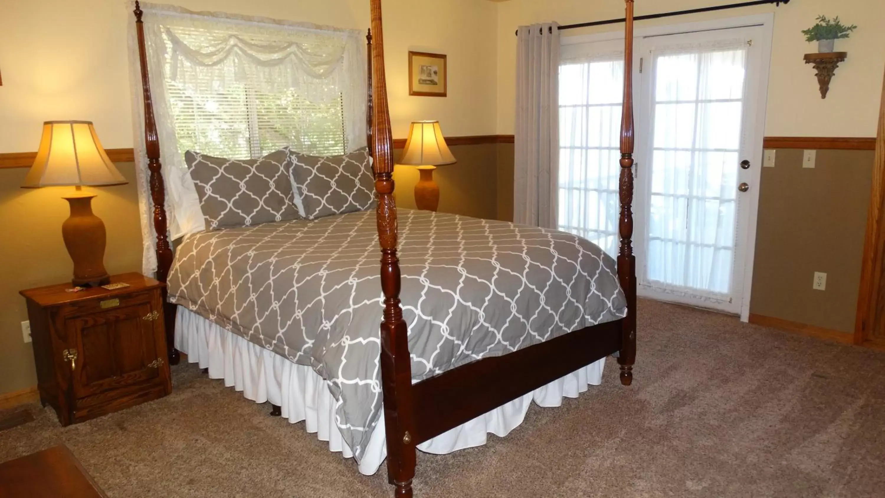 Bed in Berkshire Inn