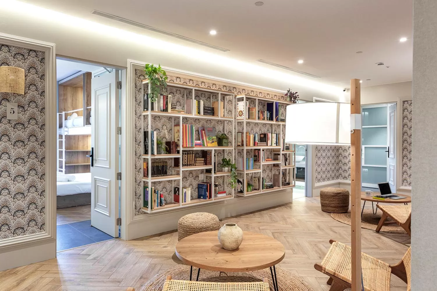 Library in Weflating City Center