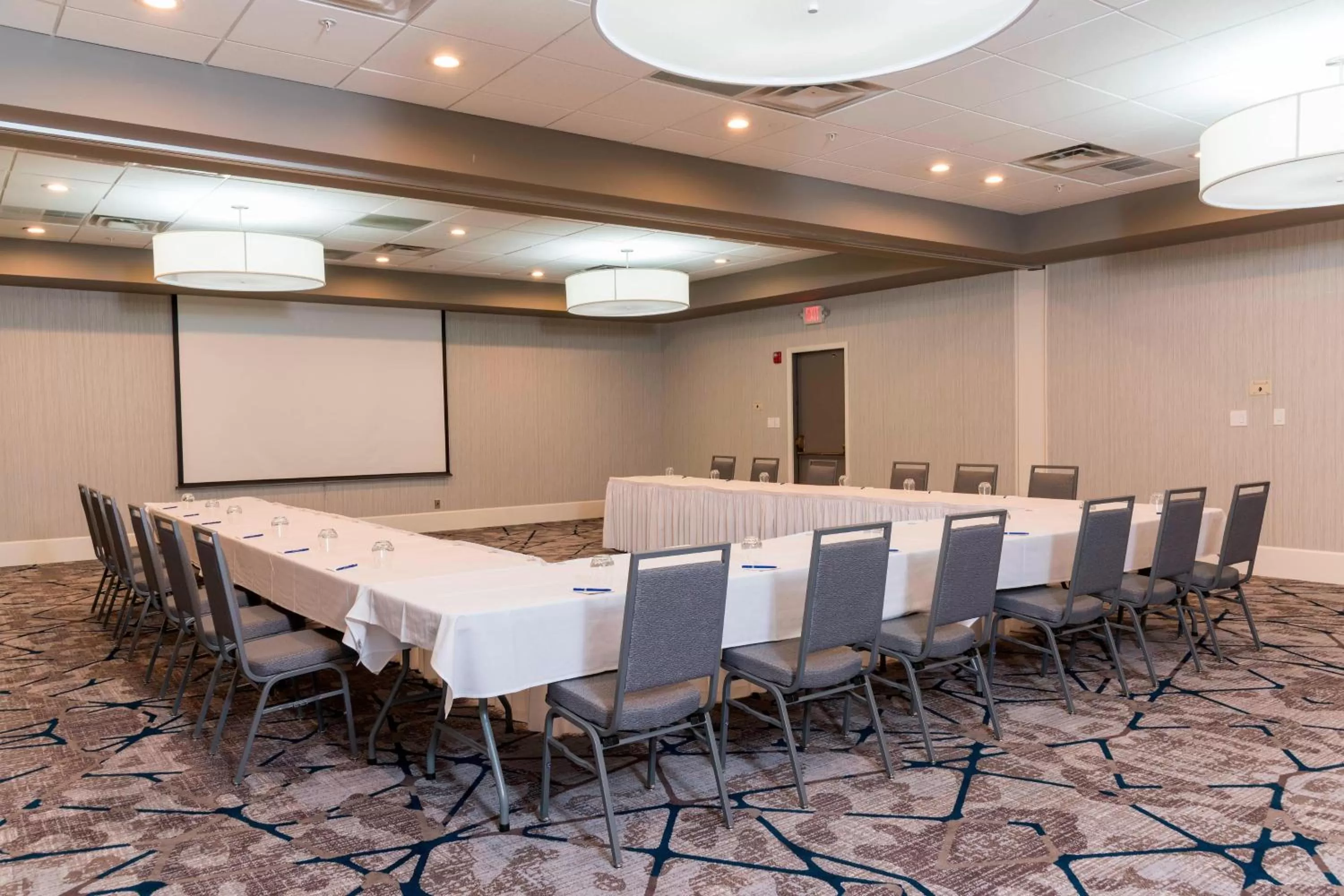 Meeting/conference room in Delta Hotels by Marriott Grand Rapids Airport