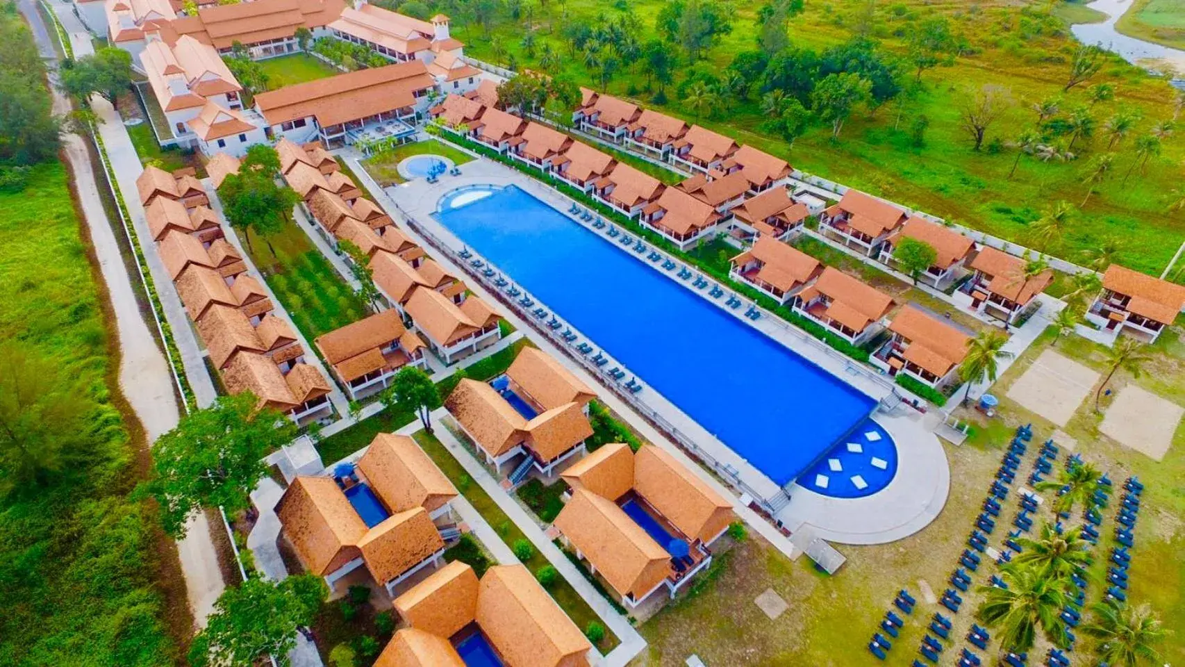 Restaurant/places to eat, Bird's-eye View in Le Menara Khao Lak