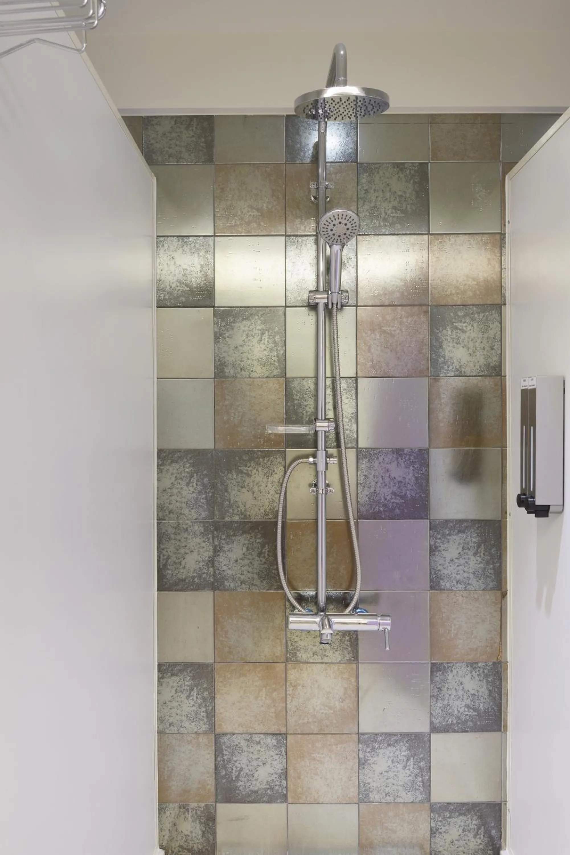 Bathroom in D'Well Hostel