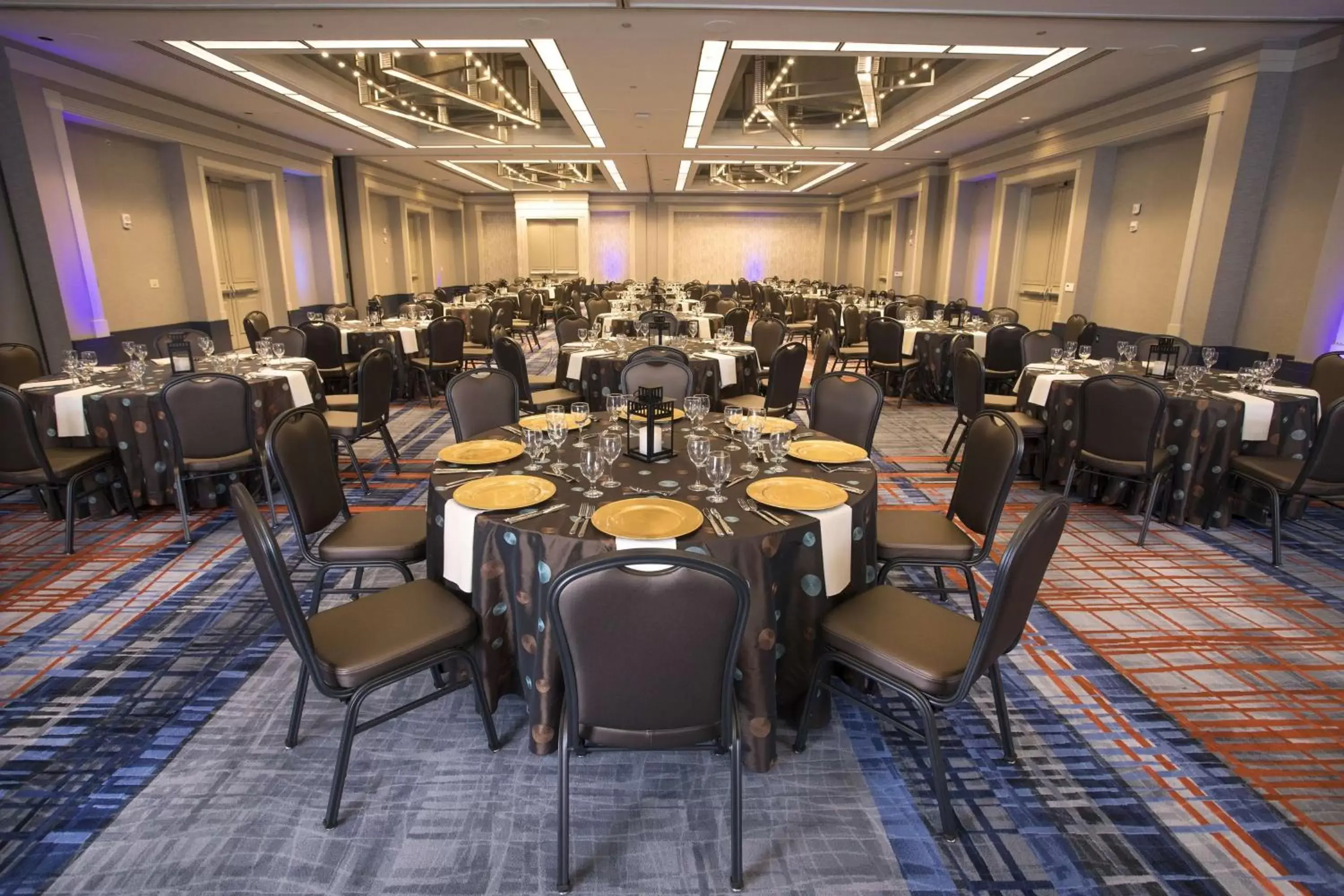 Meeting/conference room, Restaurant/Places to Eat in Hilton Atlanta Airport