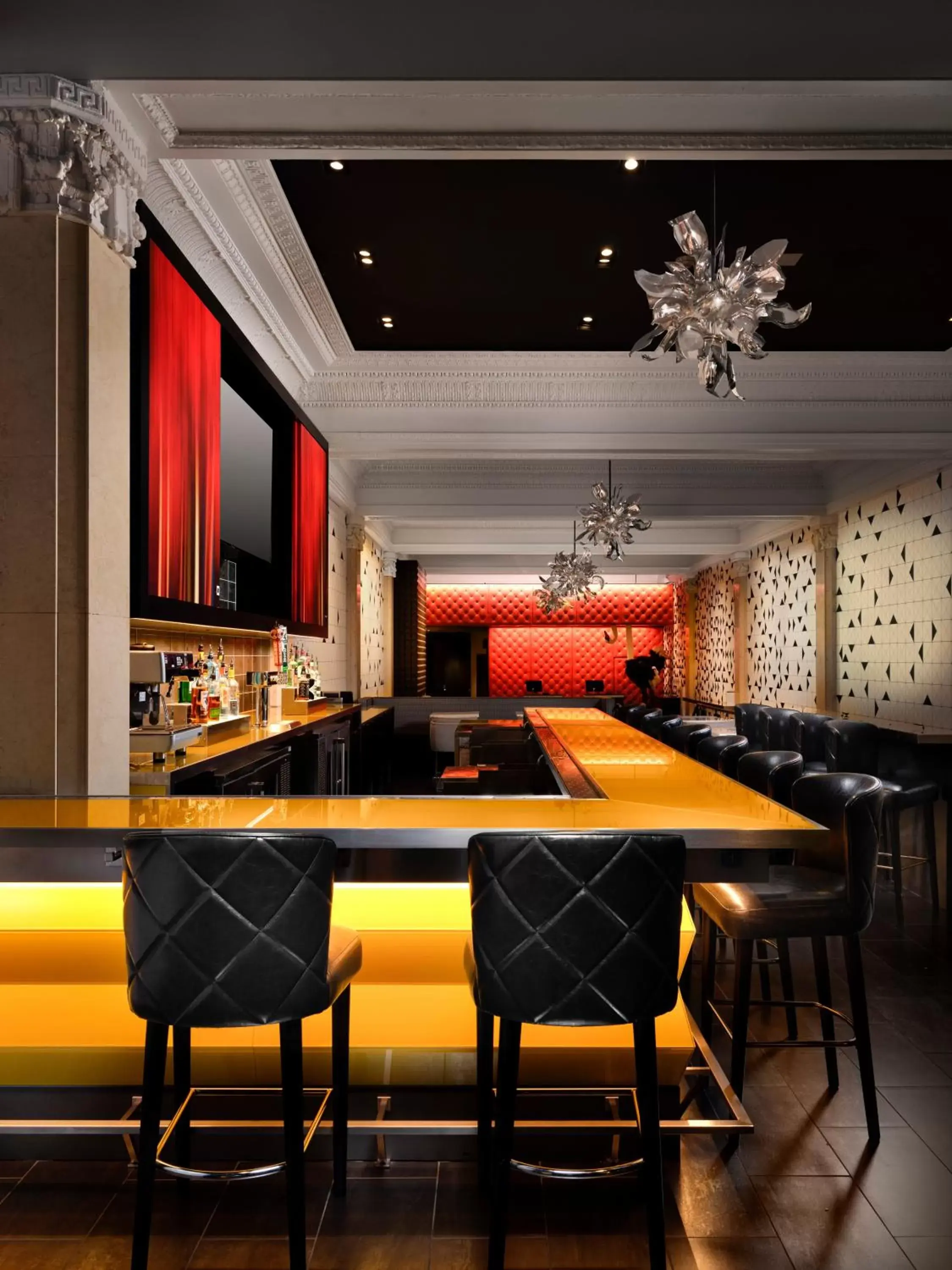 Lounge or bar, Lounge/Bar in The Barnes San Francisco, Tapestry Collection by Hilton