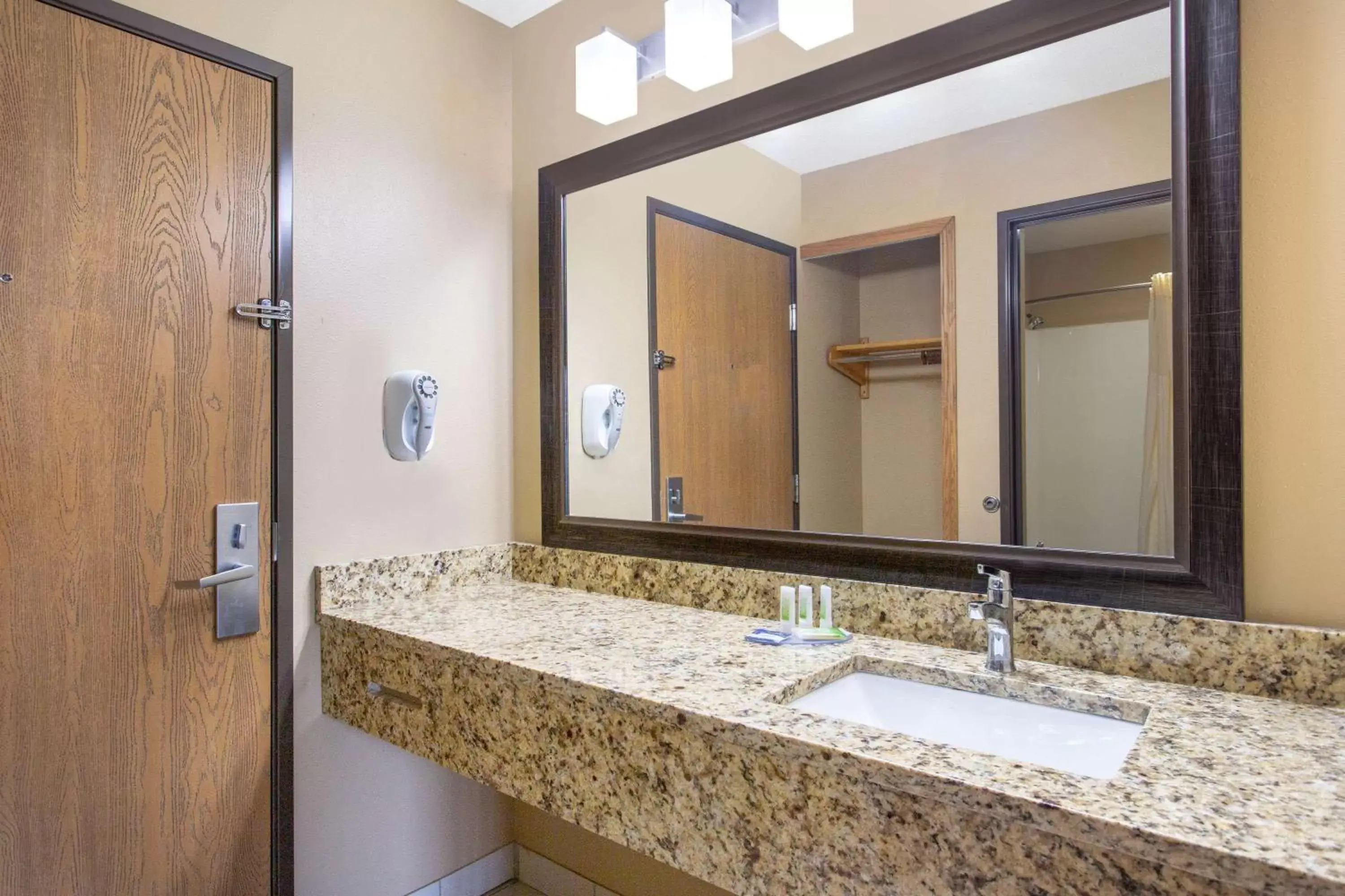 Bathroom in AmericInn by Wyndham Boscobel