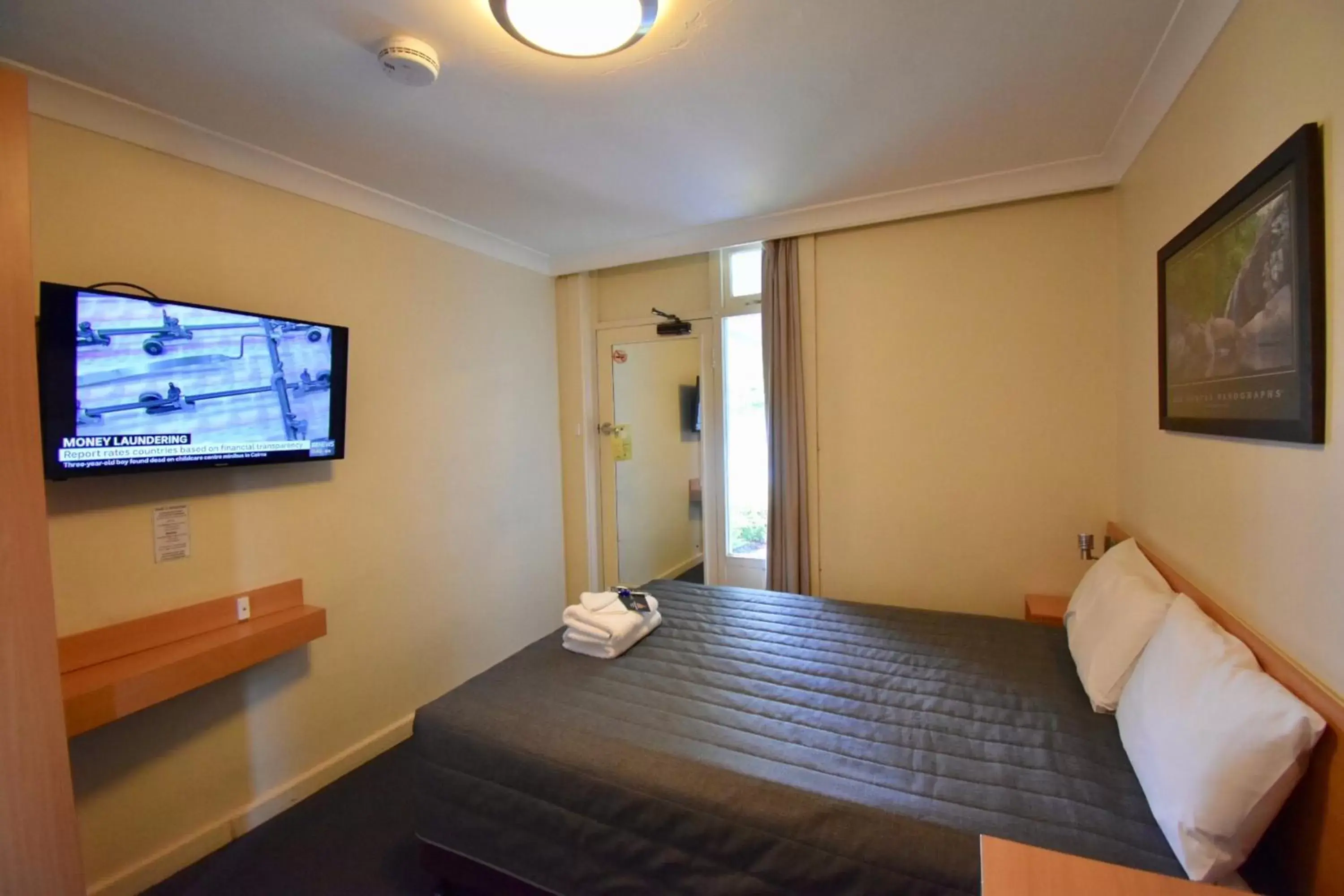 Budget Double Room in Townhouse Motel Cowra
