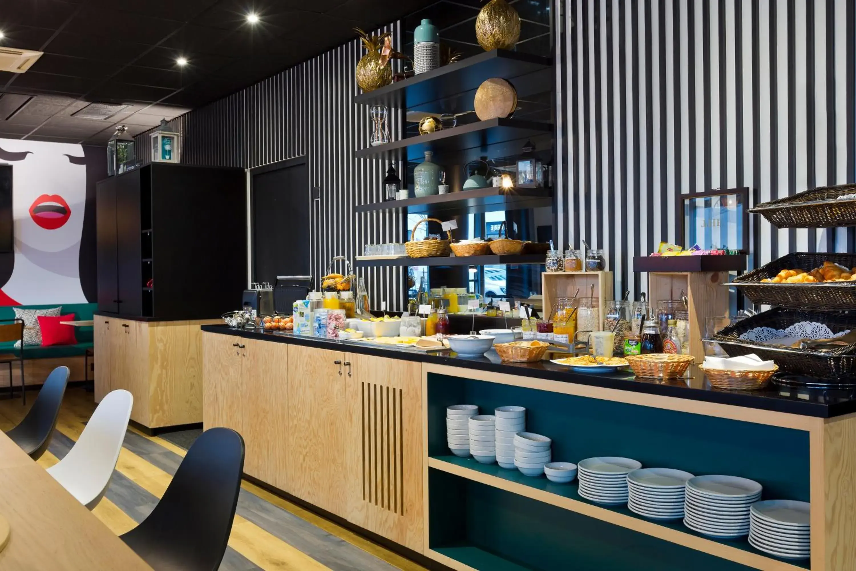 Food and drinks in ibis Styles Massy Opéra Food and drinks in ibis Styles Massy Opéra