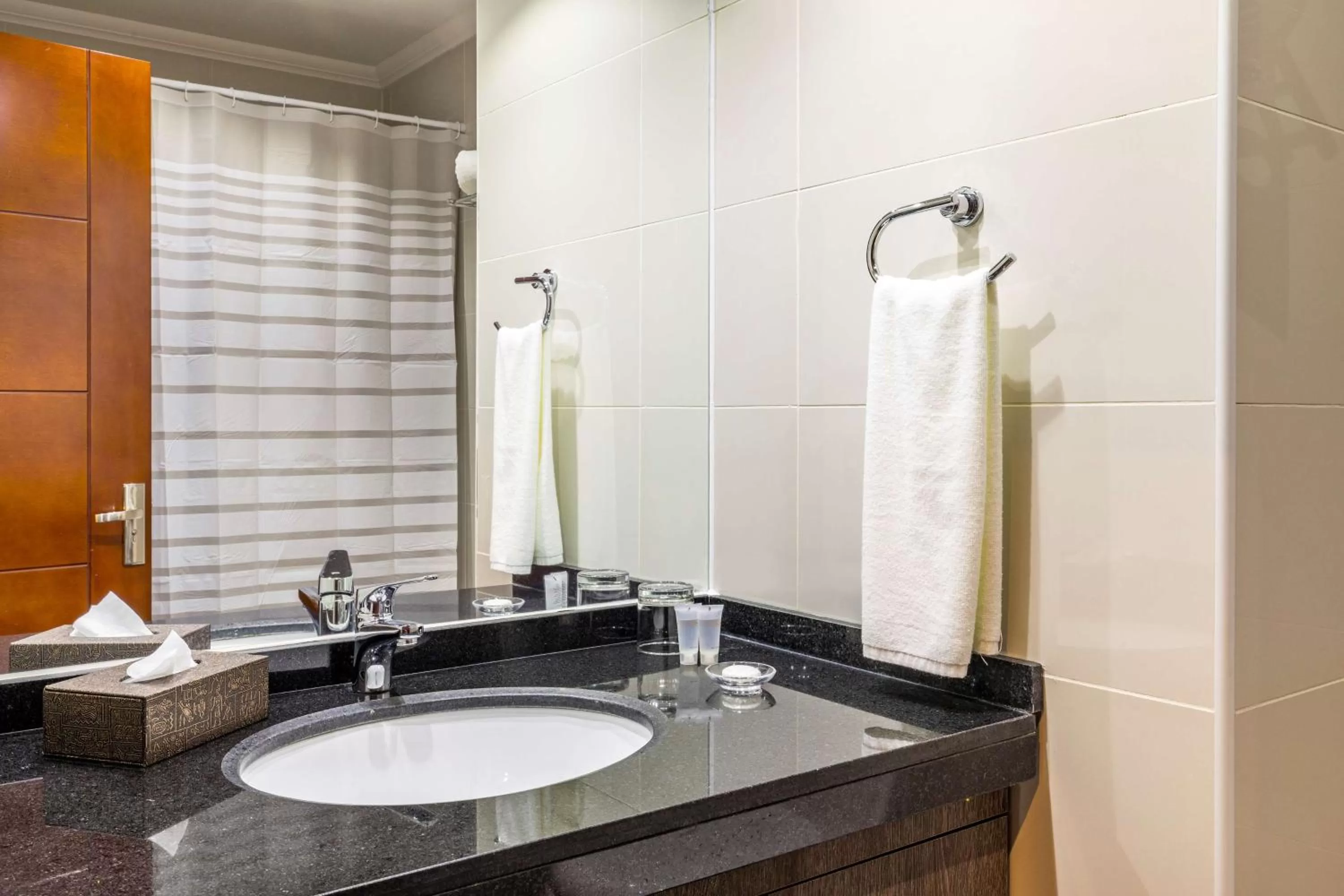 Bathroom in Nobile Hotel Estación Central